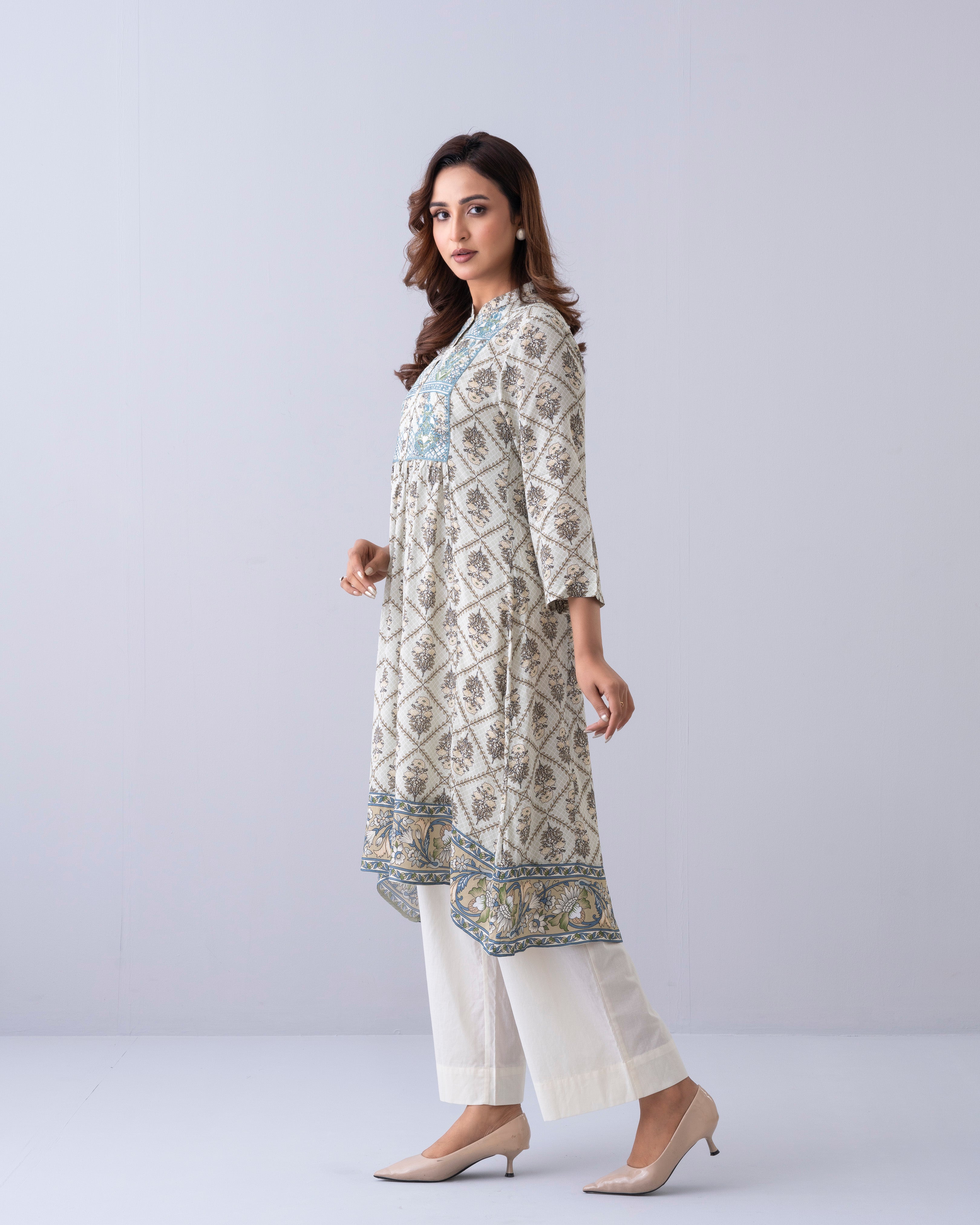 Smart Fit Embroidered One-Piece Ethnic Kurta
