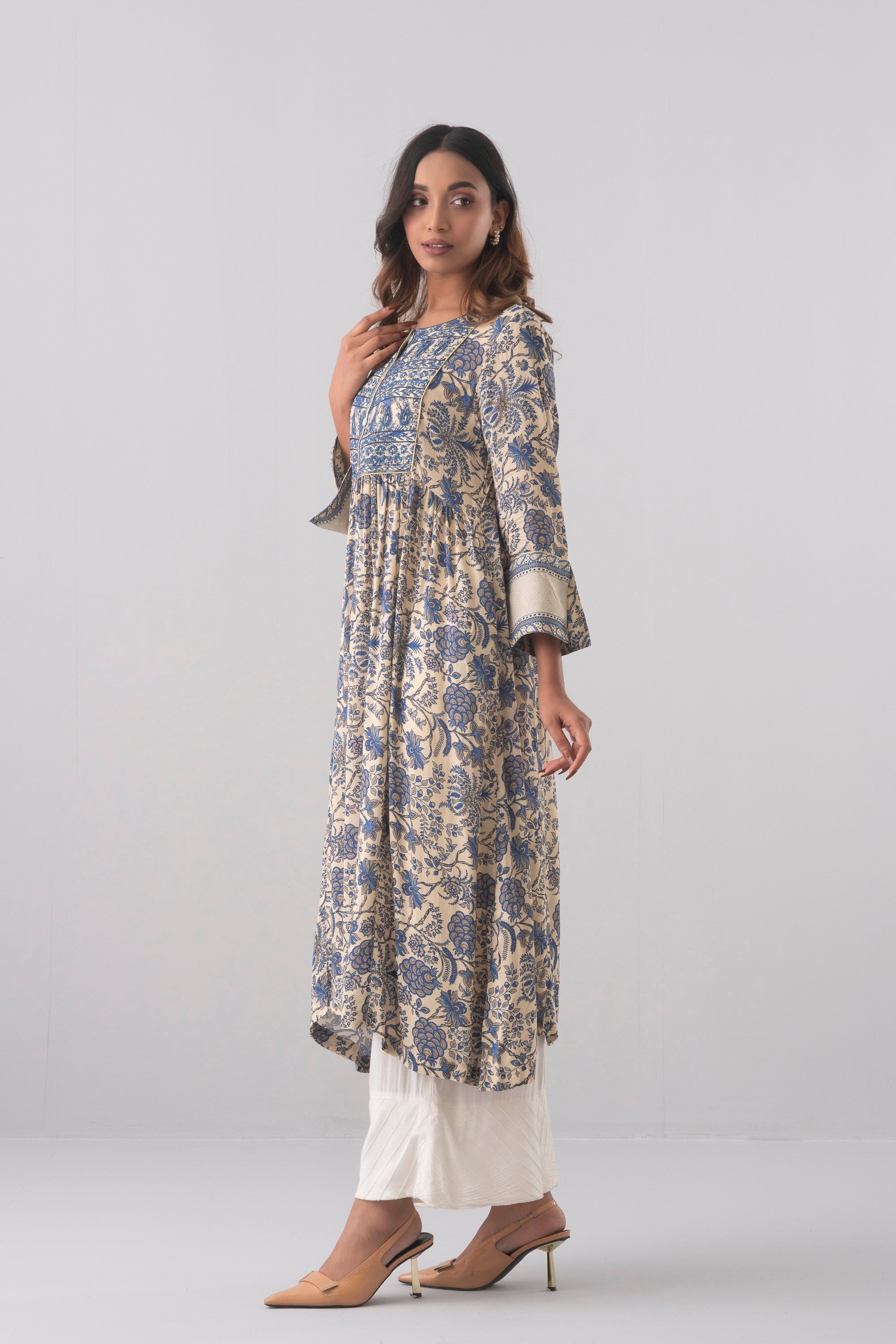 Smart Fit Embroidered One-Piece Ethnic Kurta