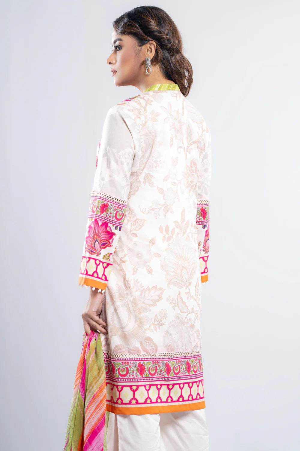 Ready-to-Wear Three Piece Lawn with Chiffon Dupatta