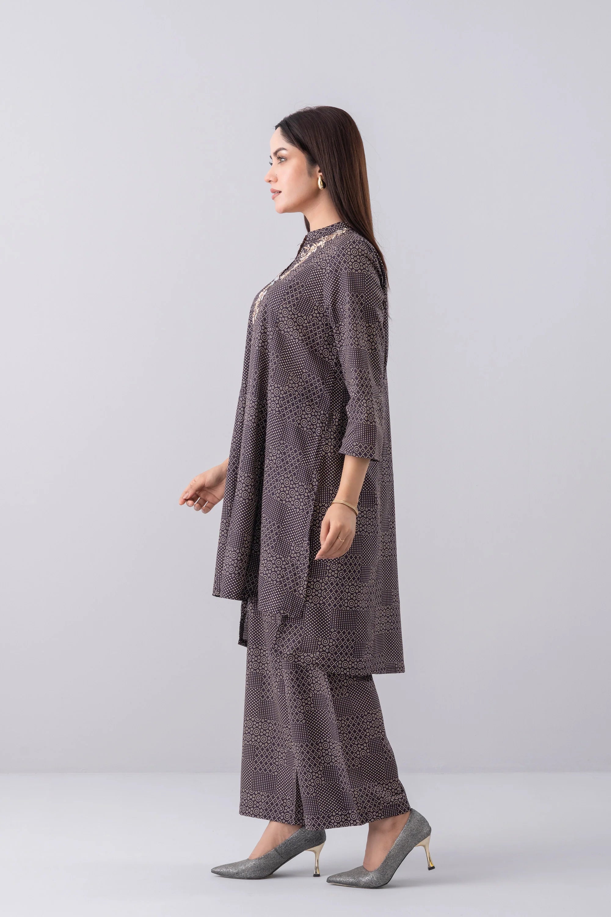 Smart Fit Embroidered Ethnic Kurti