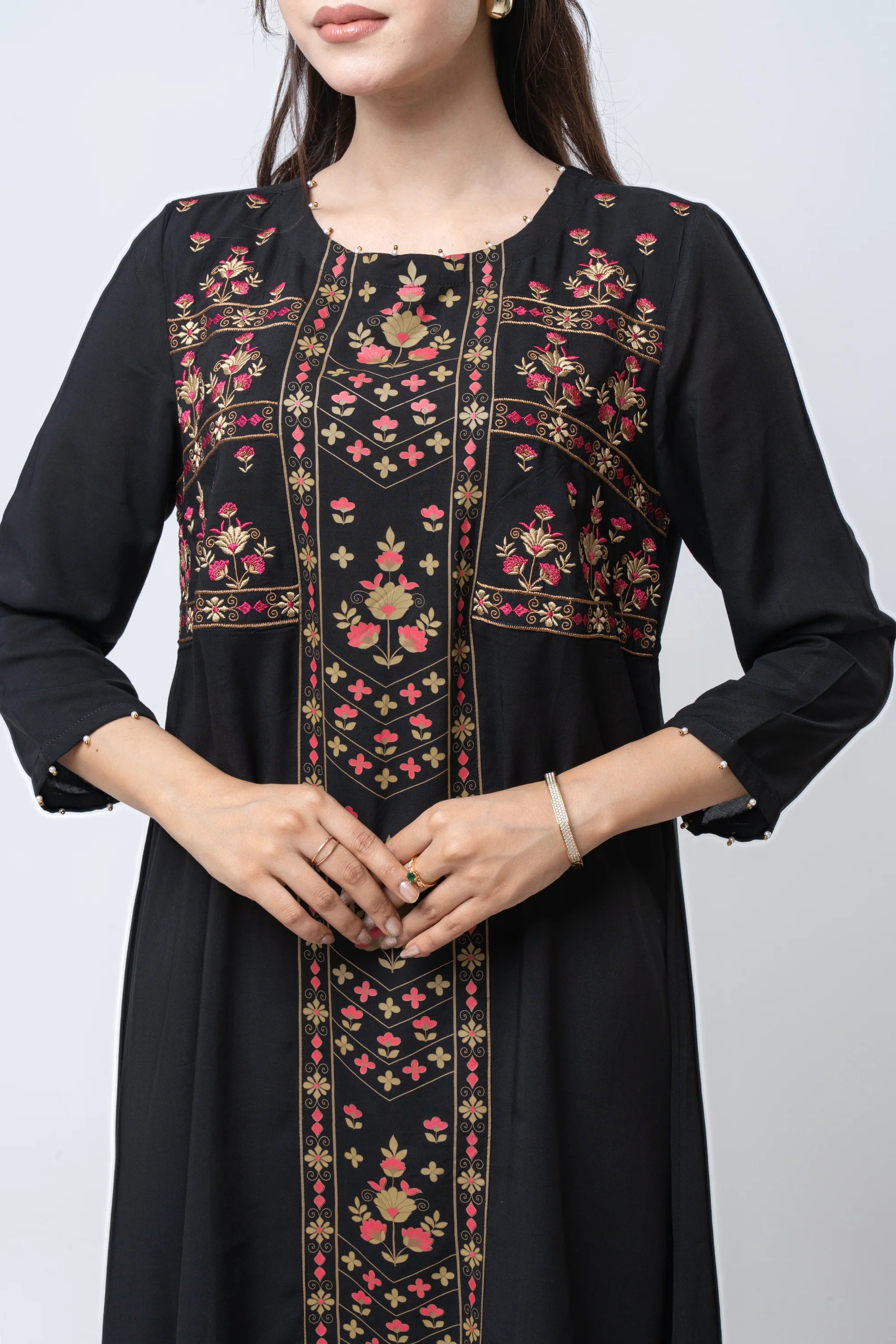Women's Smart Fit Ethnic Kurta