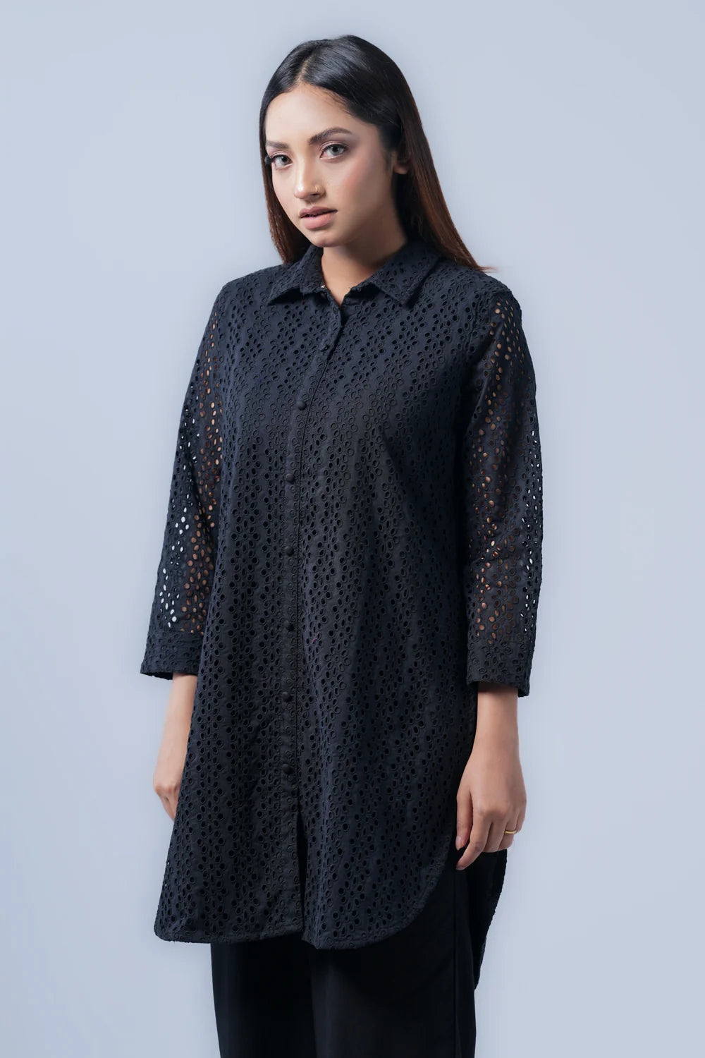 Short-Length Schiffli Fabric Relaxed Fit Ethnic Kurti