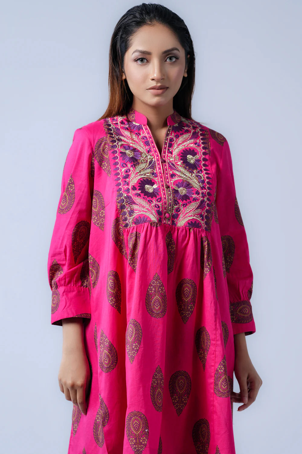 Short-Length Embroidered Smart Fit Ethnic Kurti