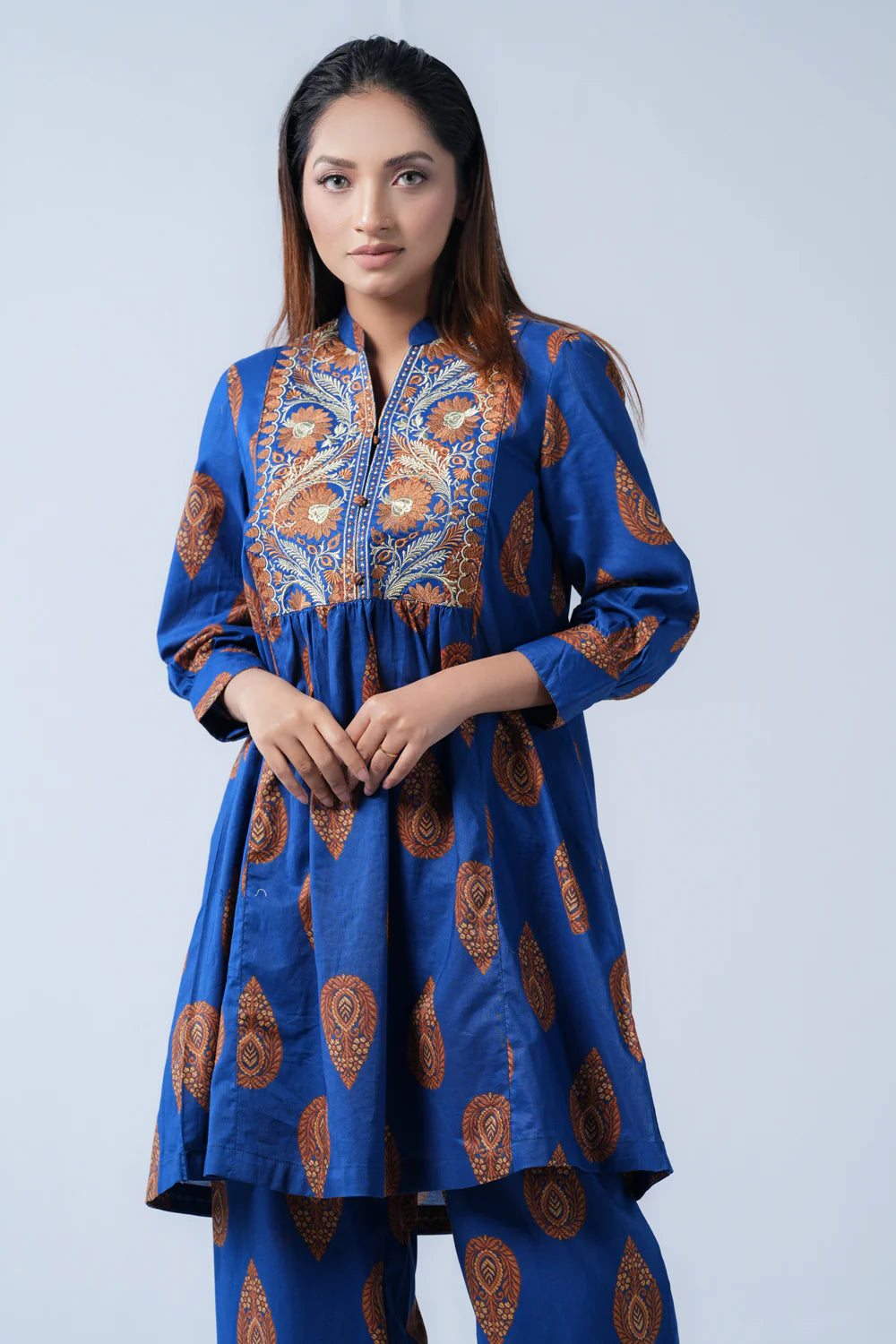 Short-Length Embroidered Smart Fit Ethnic Kurti