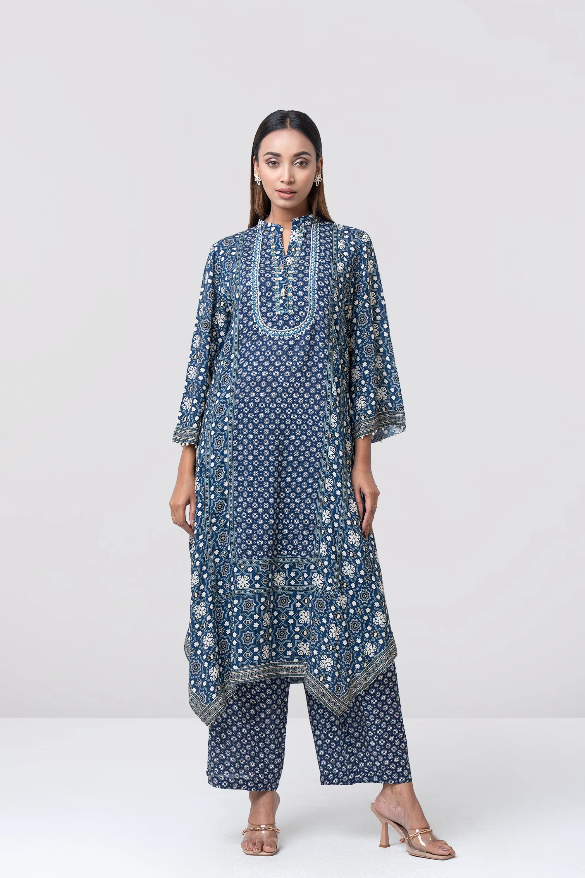 Smart Fit Embroidered Viscose Ethnic Kurta