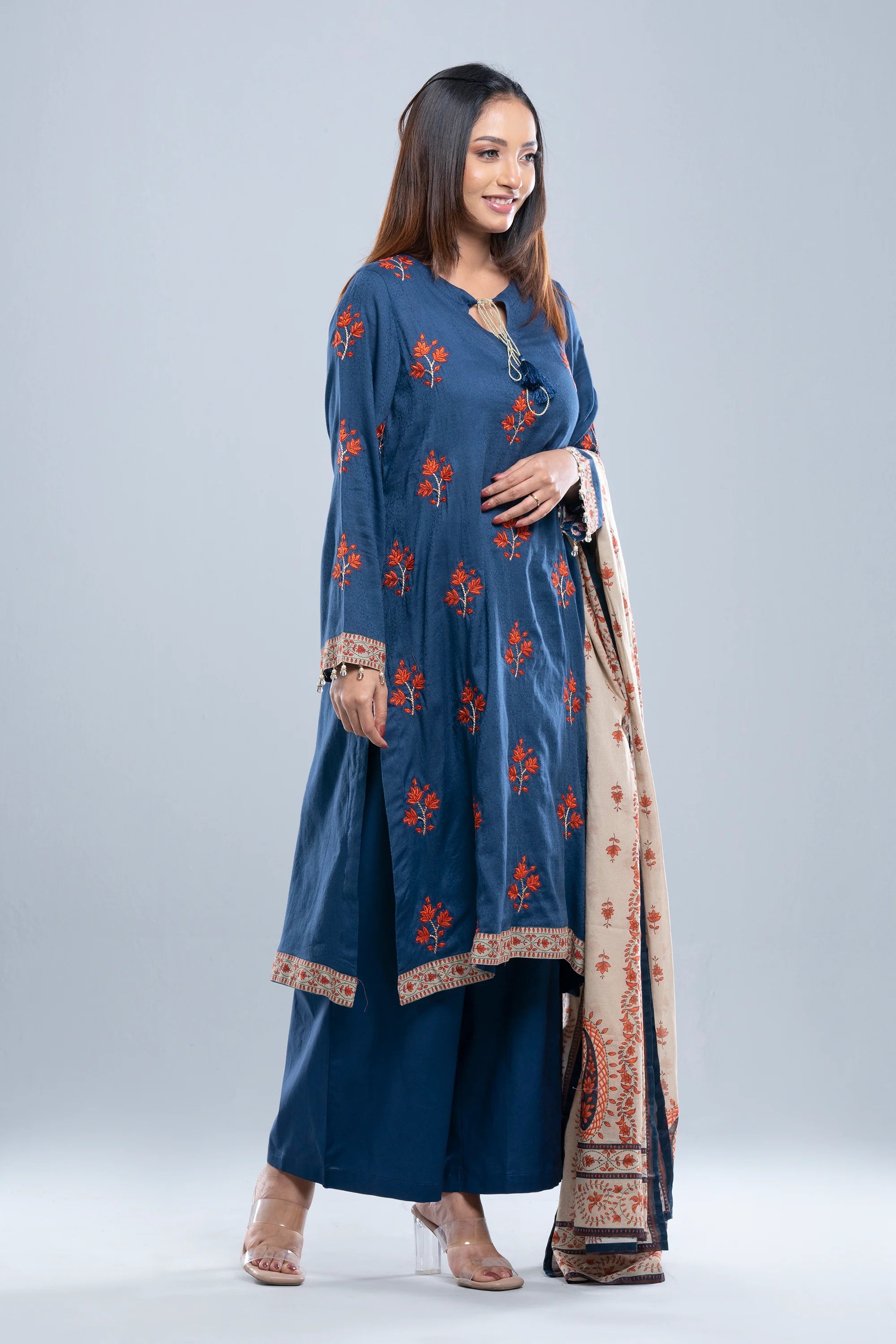 Smart Fit Three-Piece Semi-Formal Lawn with Chiffon Dupatta