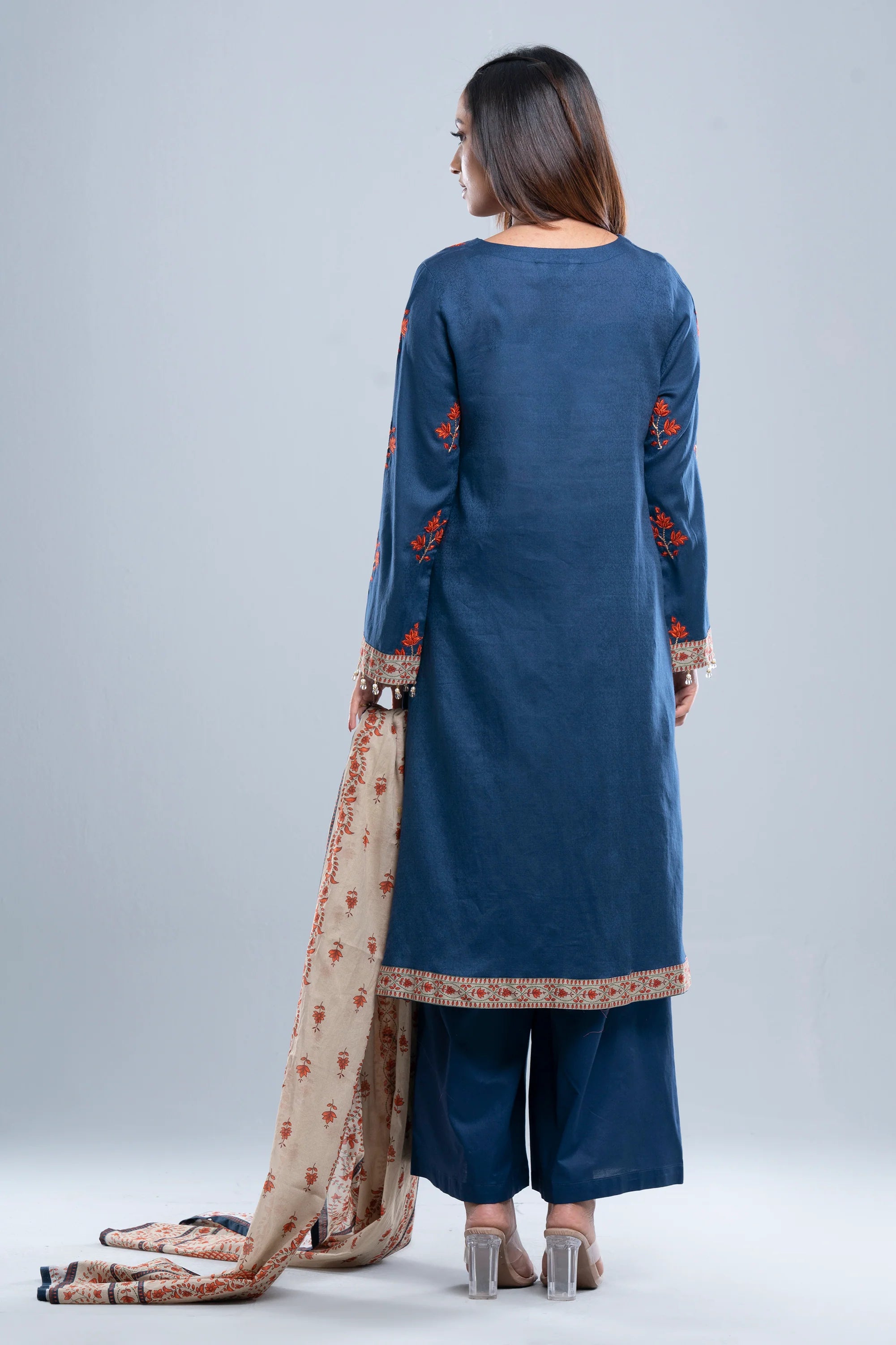 Smart Fit Three-Piece Semi-Formal Lawn with Chiffon Dupatta