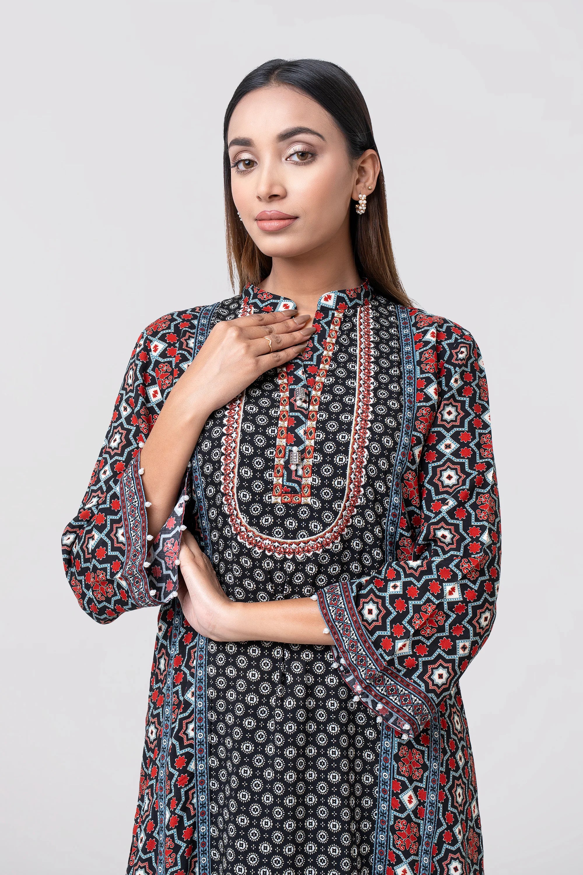 Smart Fit Embroidered Viscose Ethnic Kurta