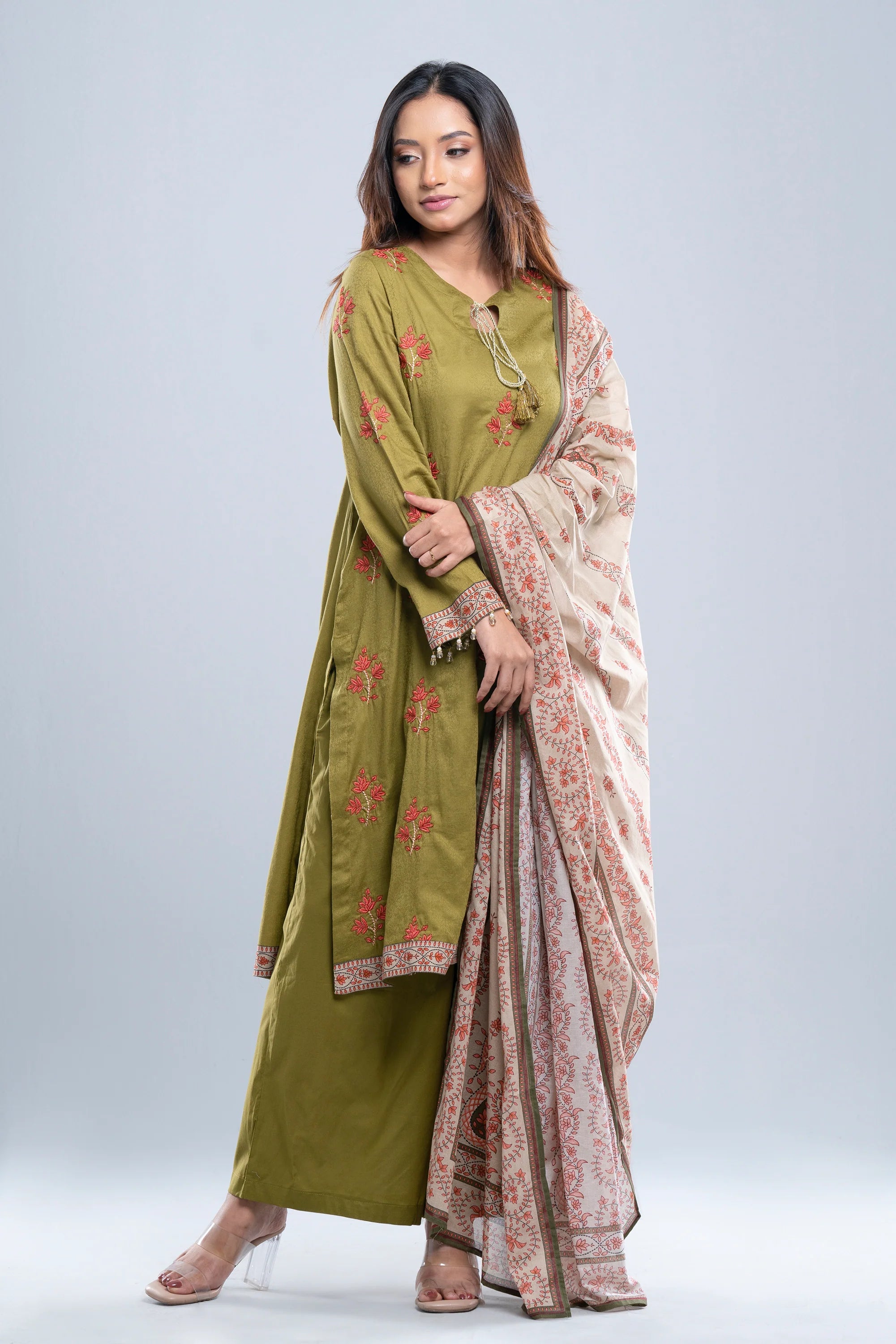 Smart Fit Three-Piece Semi-Formal Lawn with Chiffon Dupatta