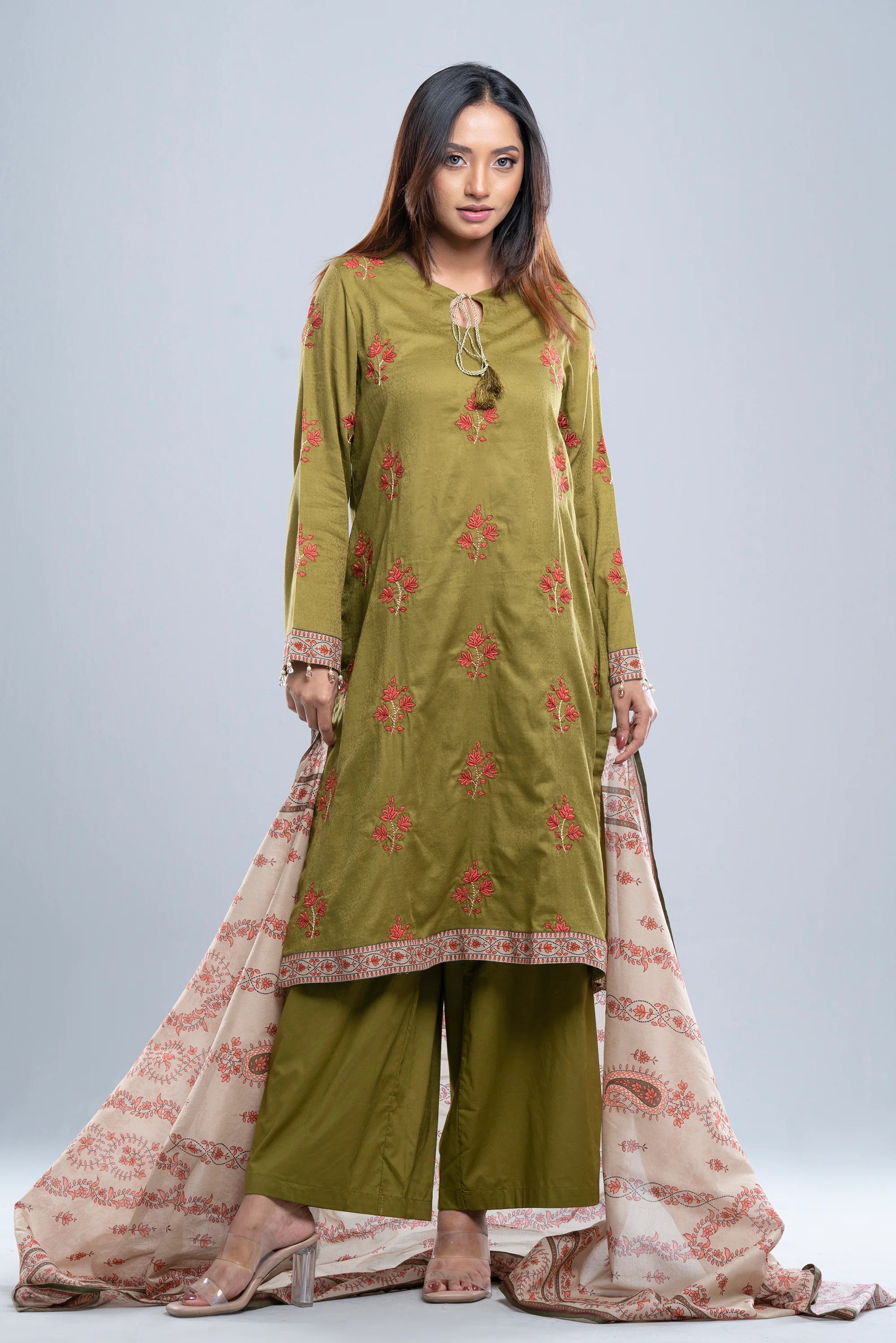 Smart Fit Three-Piece Semi-Formal Lawn with Chiffon Dupatta