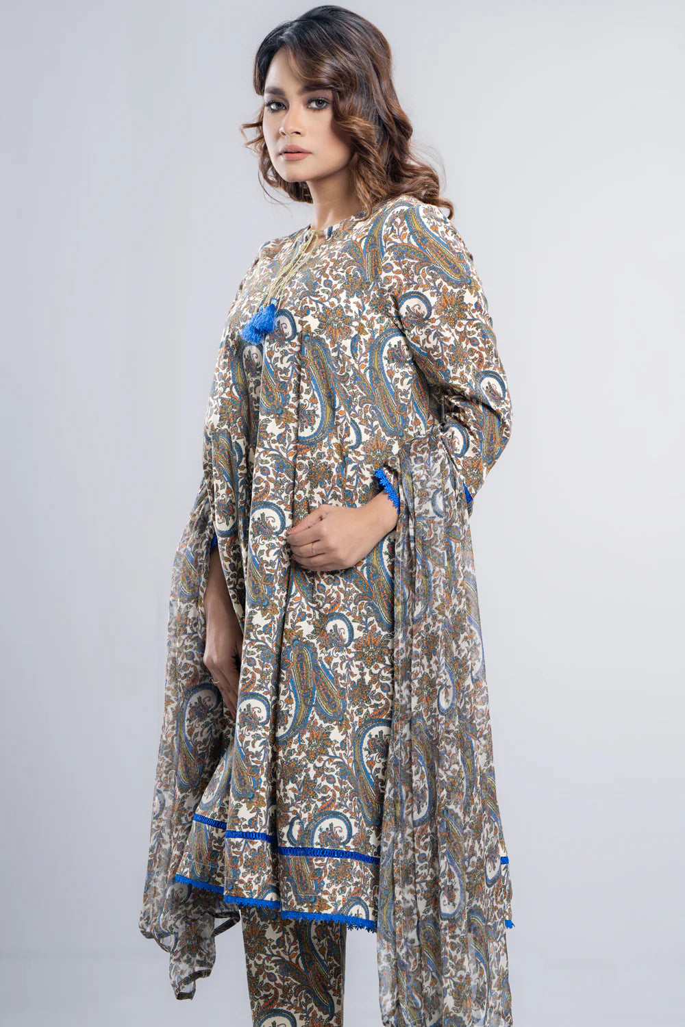 Ready-to-Wear Three Piece Lawn with Chiffon Dupatta