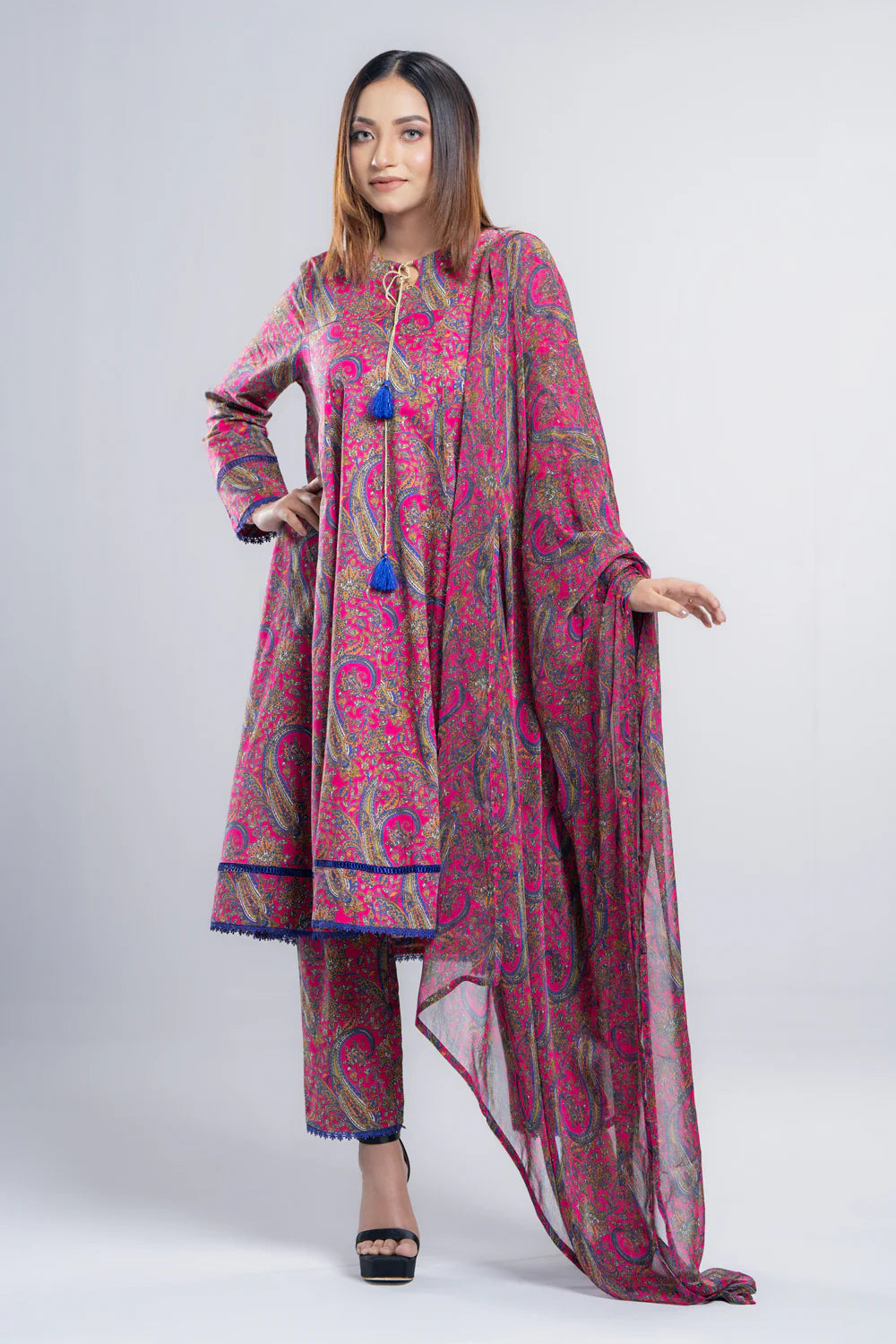 Ready-to-Wear Three Piece Lawn with Chiffon Dupatta