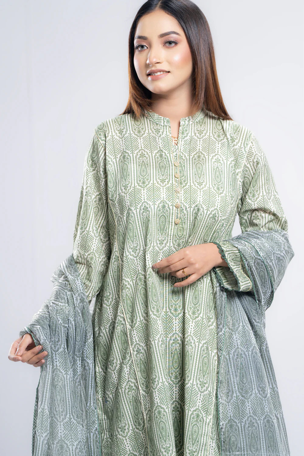 Relaxed Fit Semi-Formal Three-Piece Lawn with Organza Dupatta