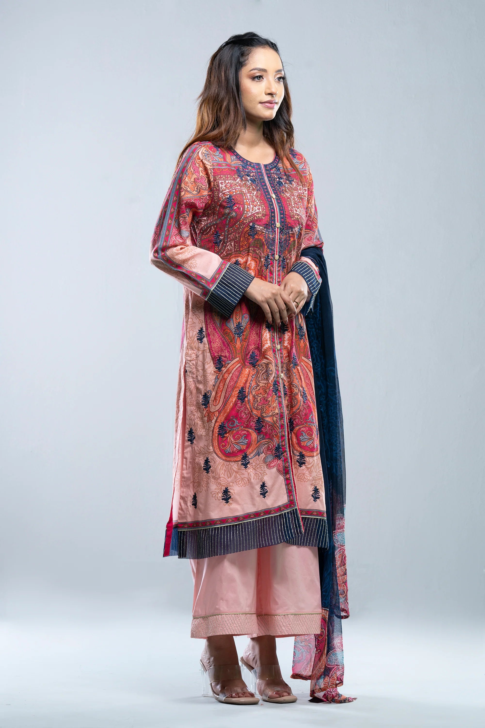 Smart Fit Three-Piece Semi-Formal Lawn with Chiffon Dupatta
