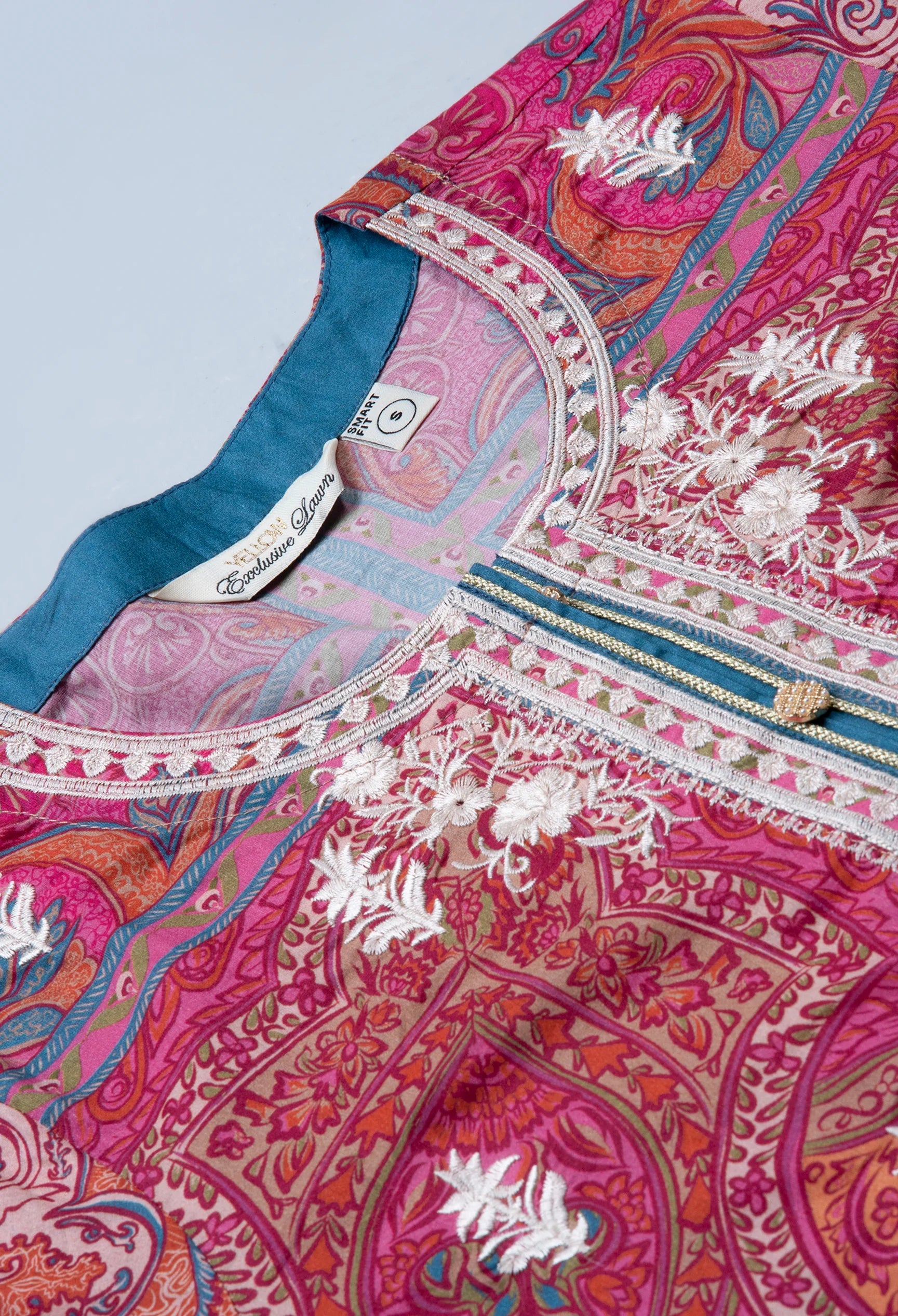 Smart Fit Three-Piece Semi-Formal Lawn with Chiffon Dupatta