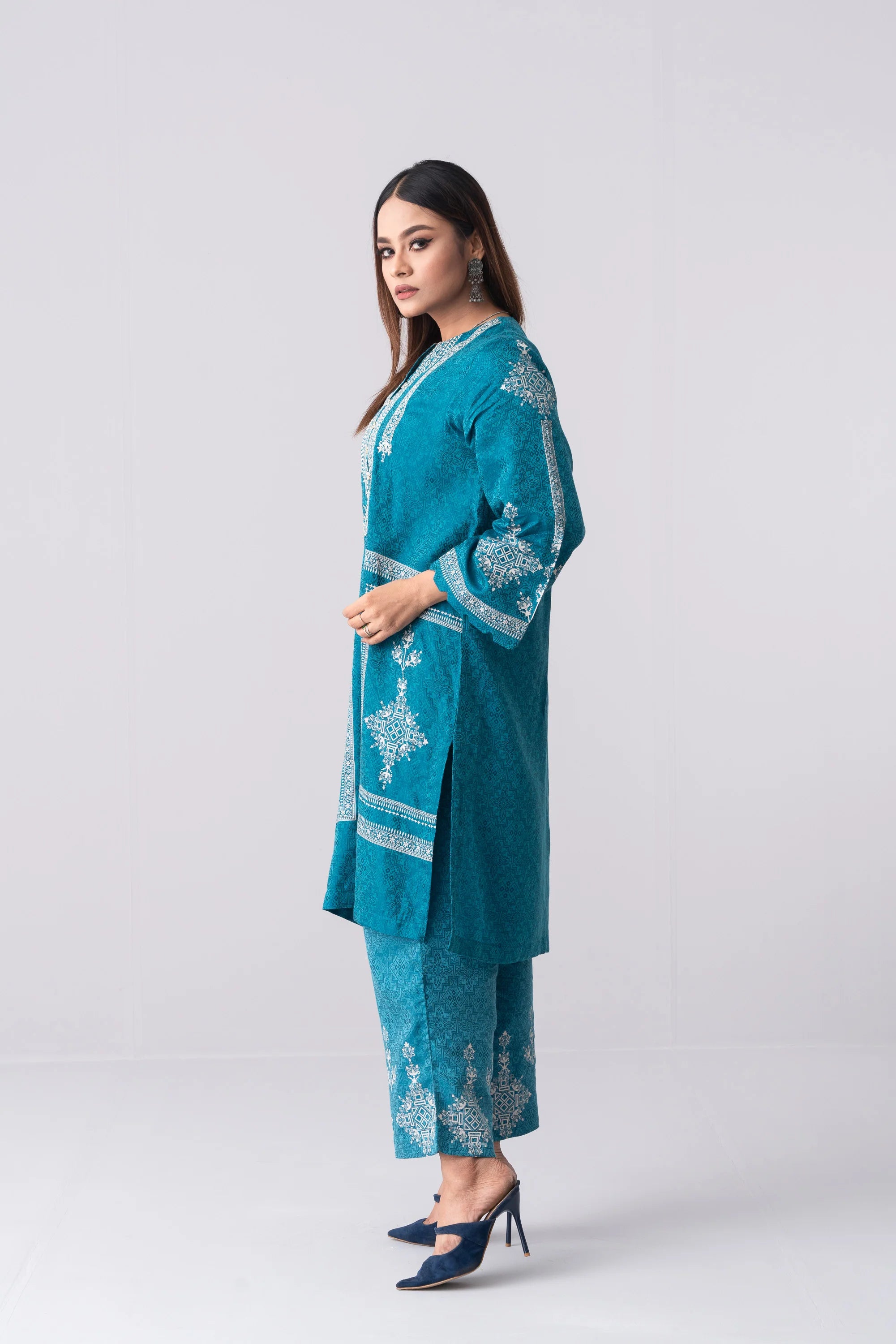 Ready-to-Wear Embroidered and Printed Semi-Formal Ethnic Set