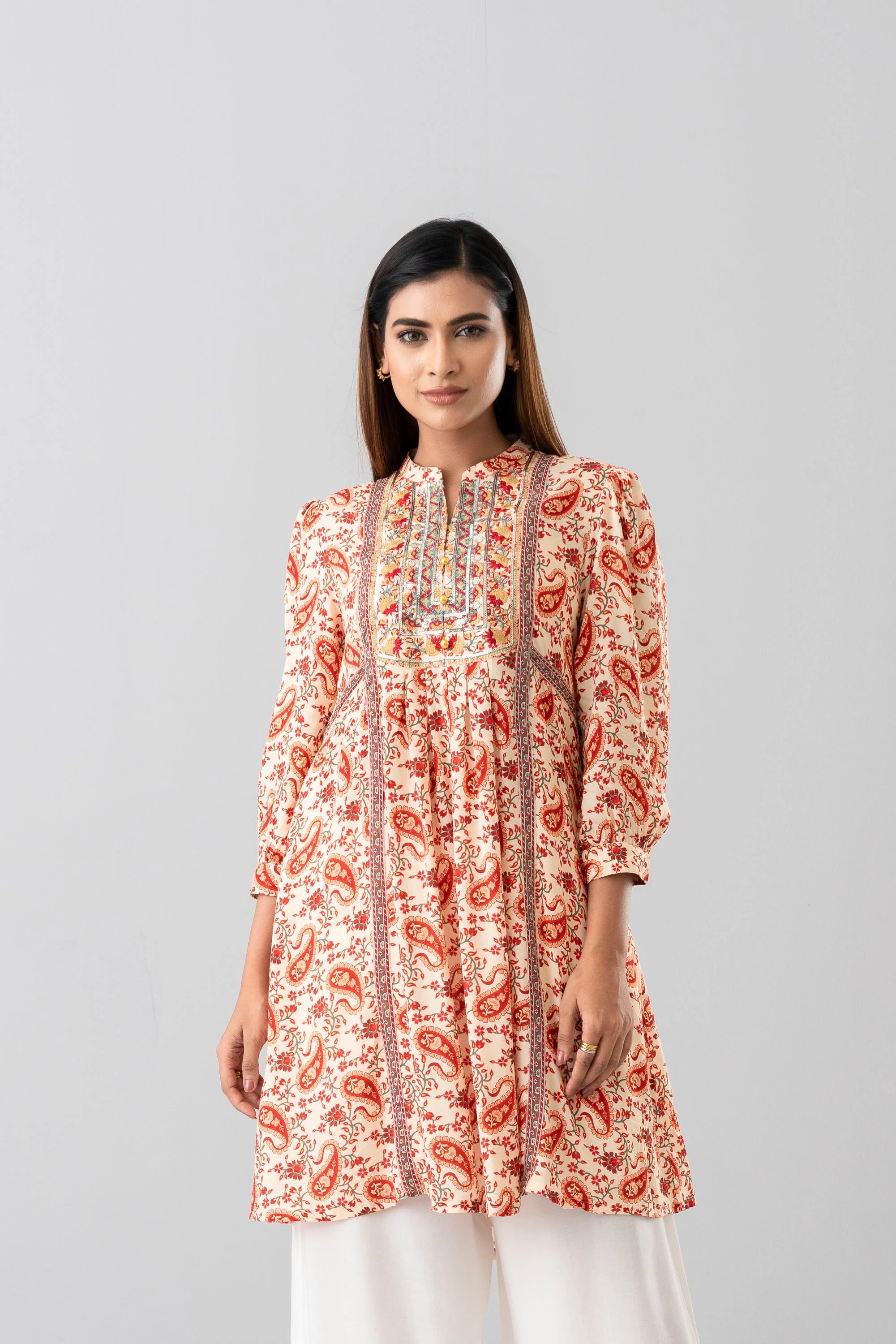 Smart Fit Embroidered Viscose Ethnic Kurti