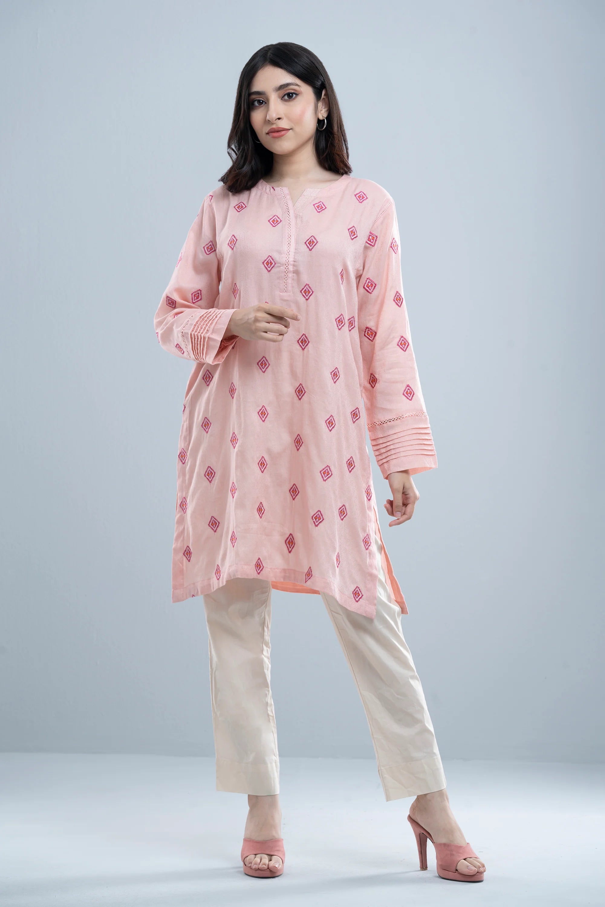 Relaxed Fit Embroidered Lawn Kurta