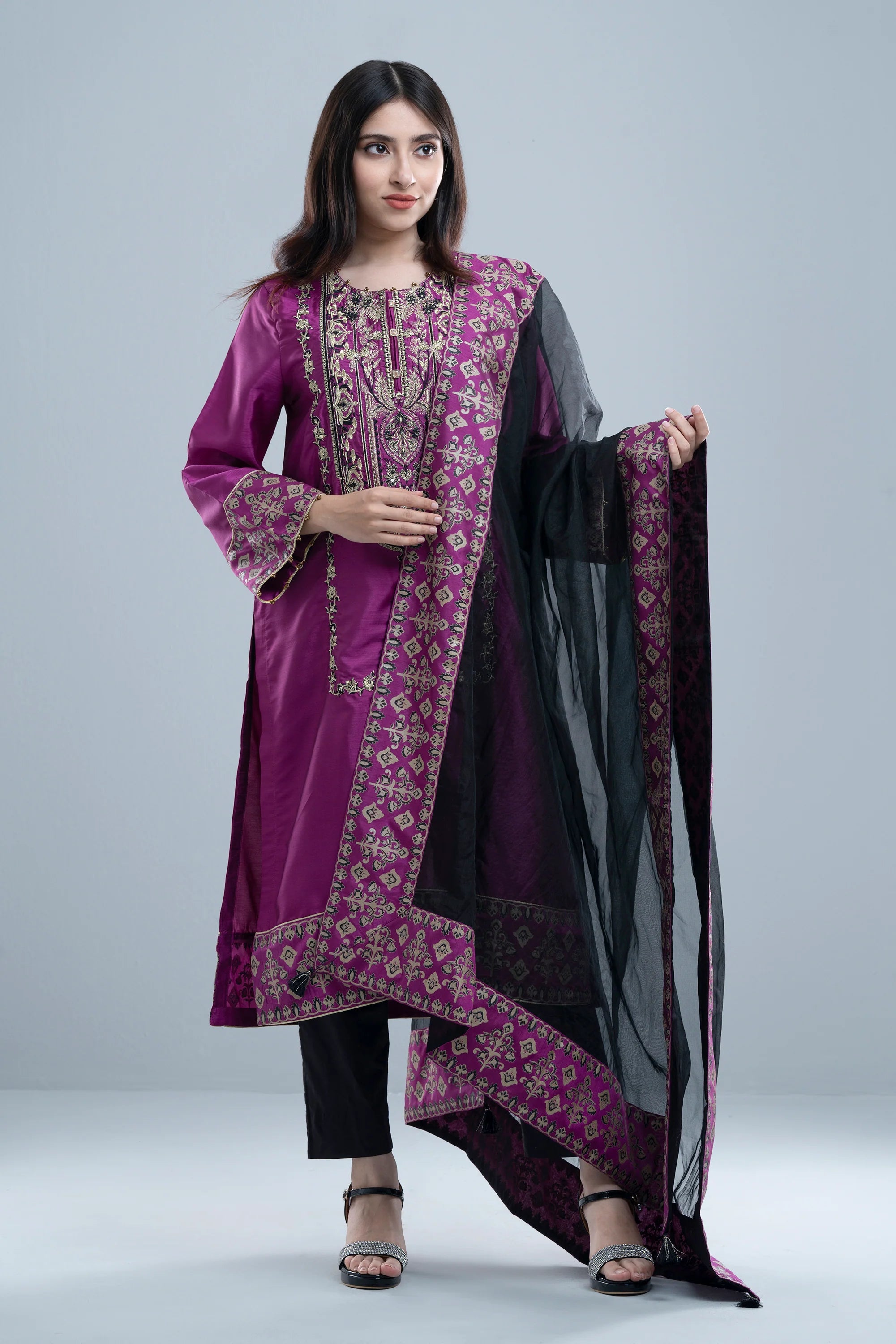 Smart Fit Embroidered Ethnic Formal Set with Organza Dupatta