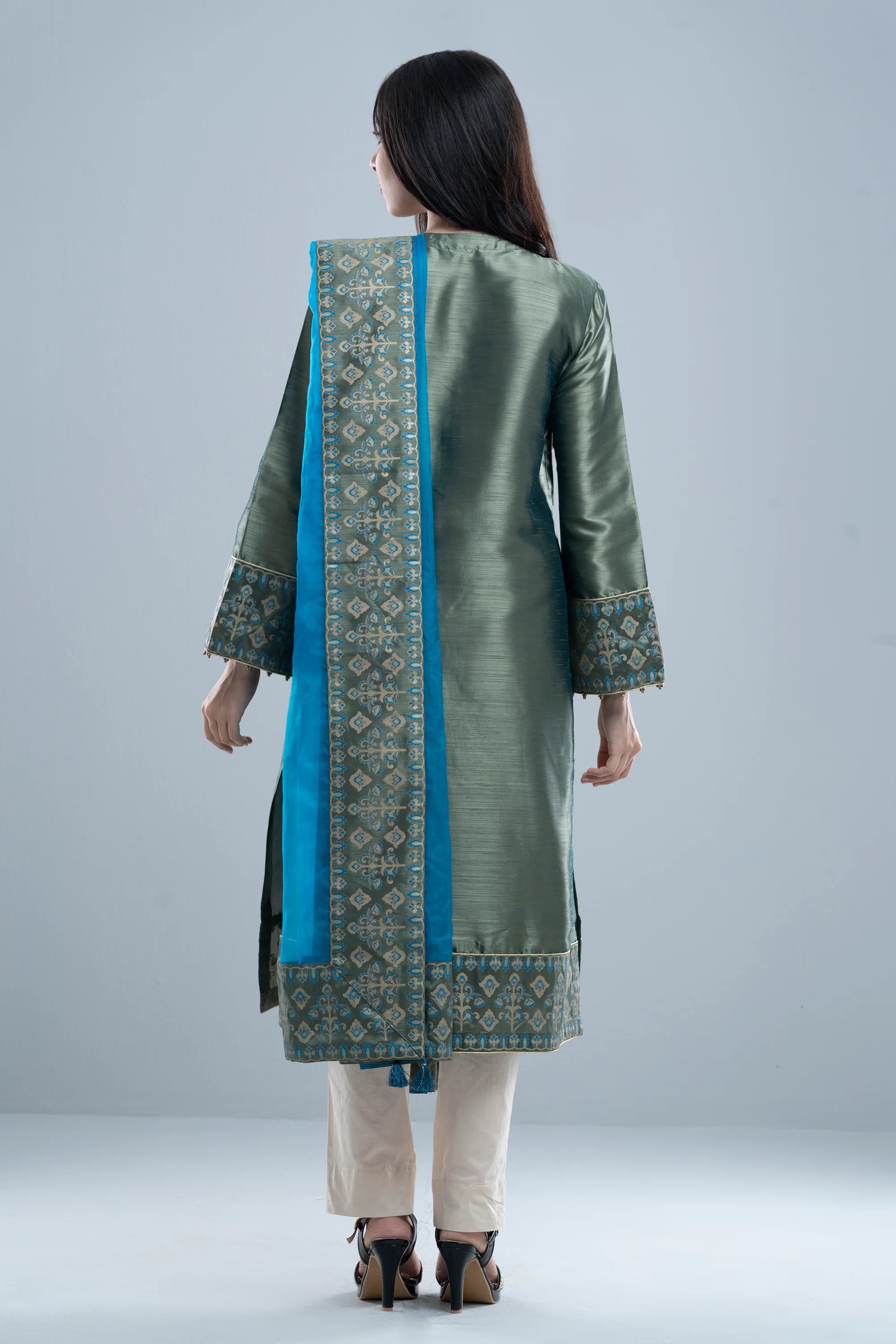 Smart Fit Embroidered Ethnic Formal Set with Organza Dupatta