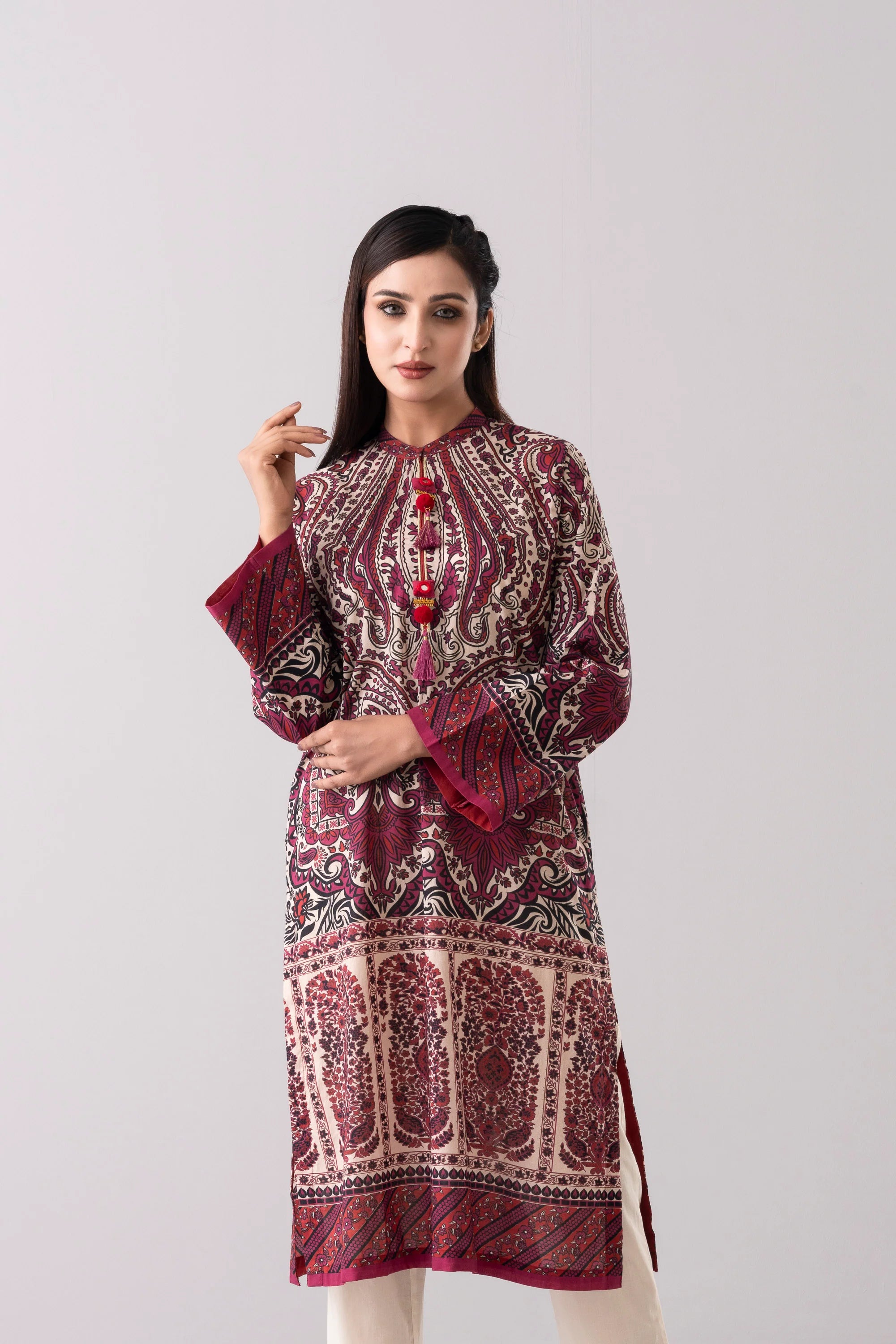 Relaxed Fit Embellished Lawn Kurta