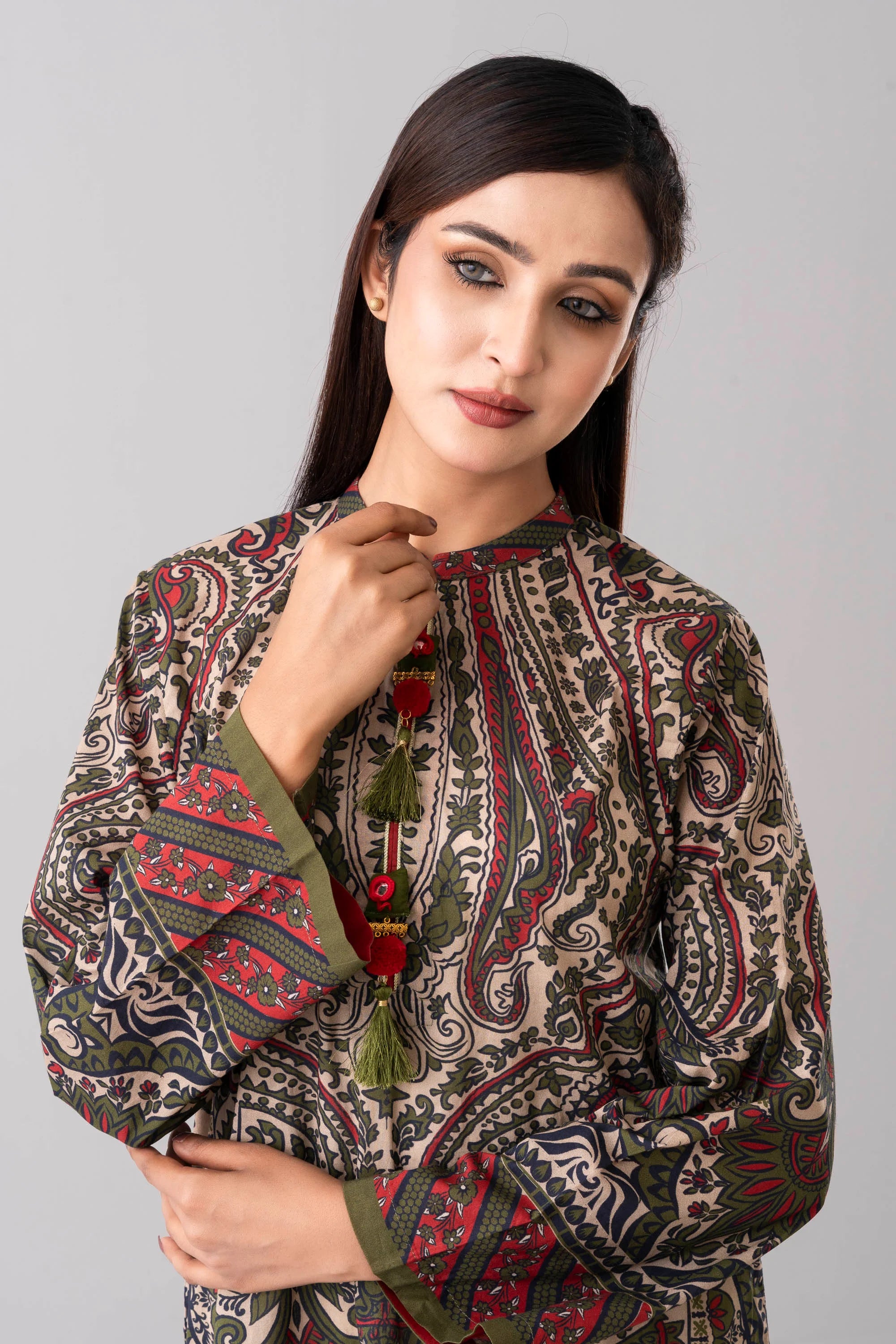 Relaxed Fit Embellished Lawn Kurta