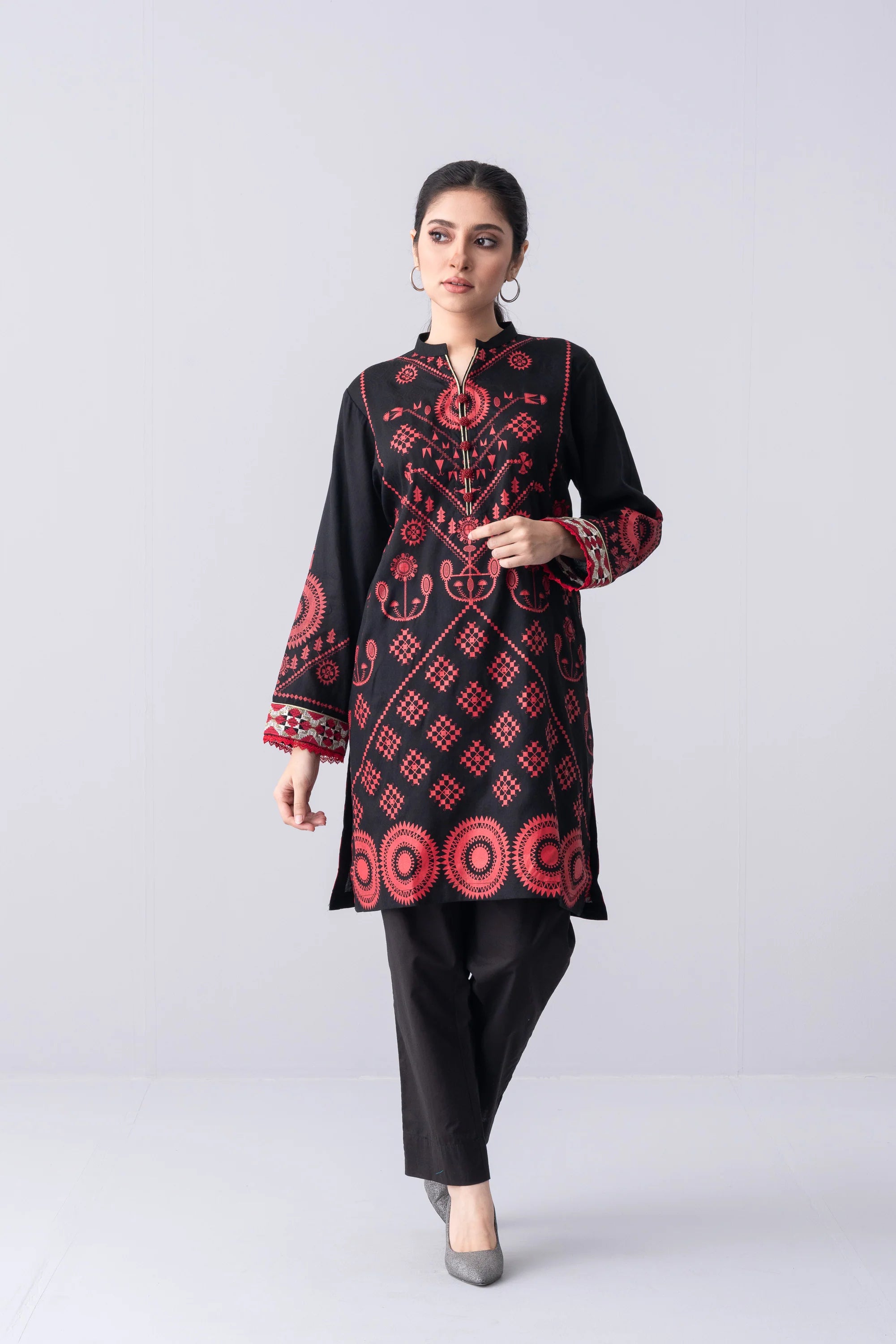 Relaxed Fit One-Piece Lawn Kurta