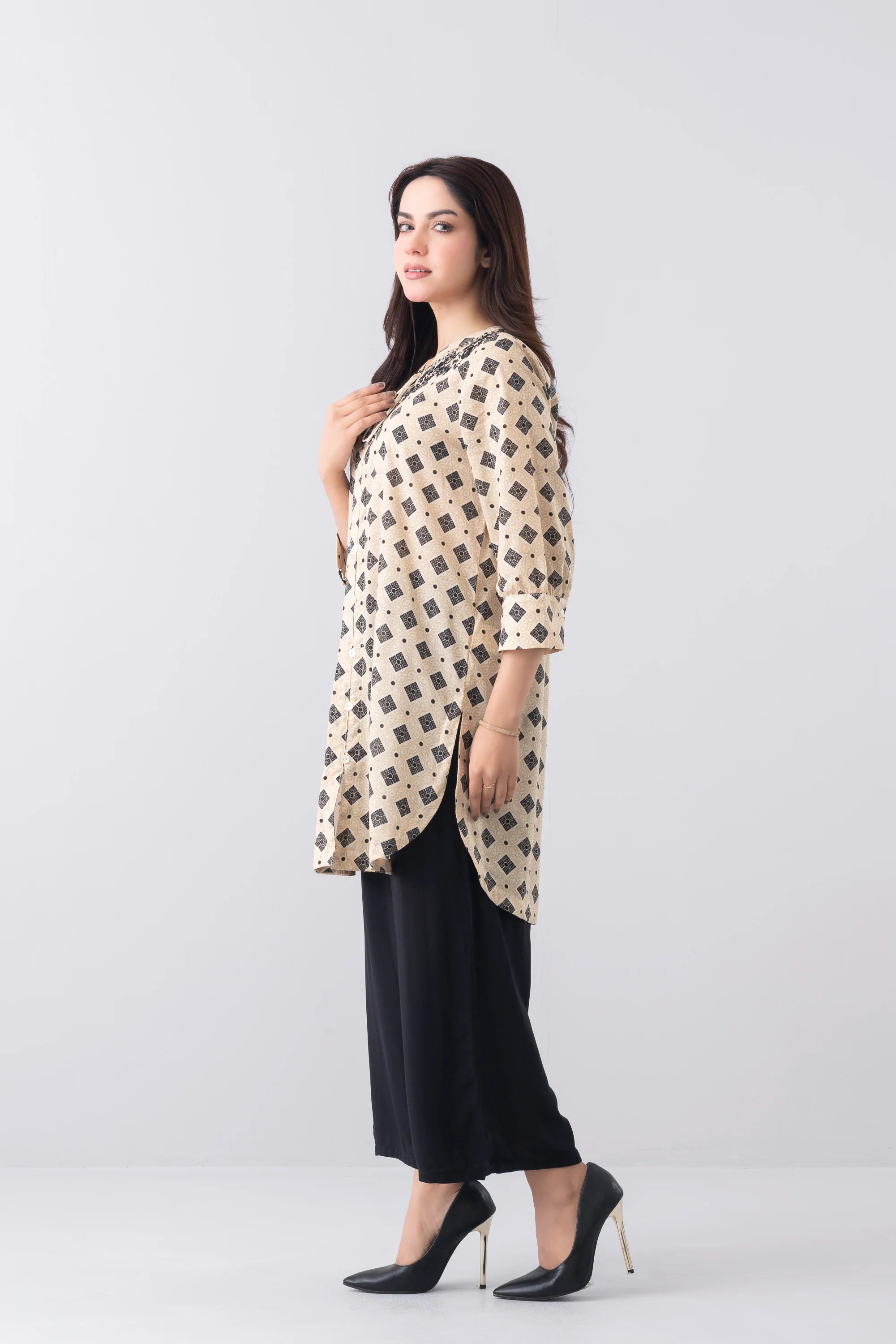 Smart Fit Embroidered Ethnic Kurti