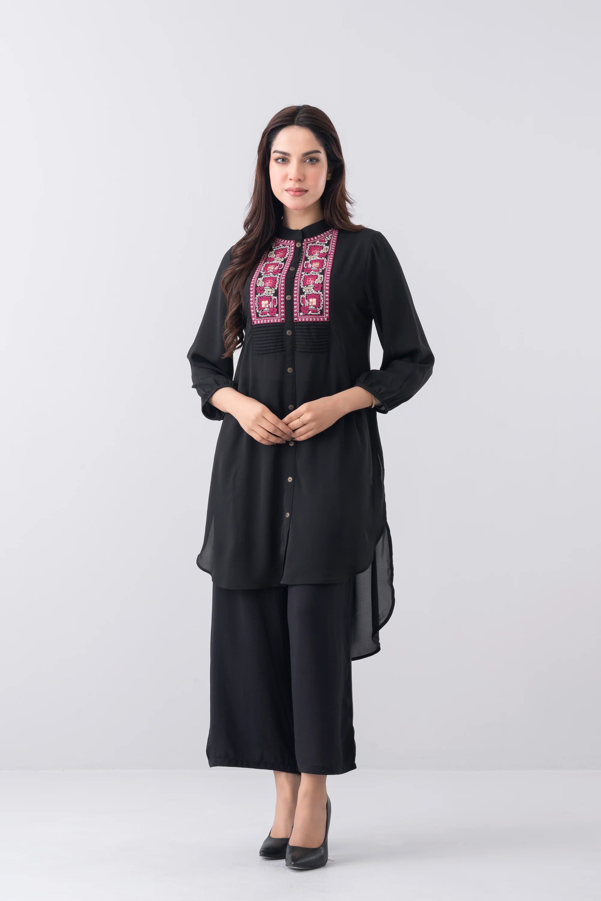 Smart Fit Embroidered Ethnic Kurti