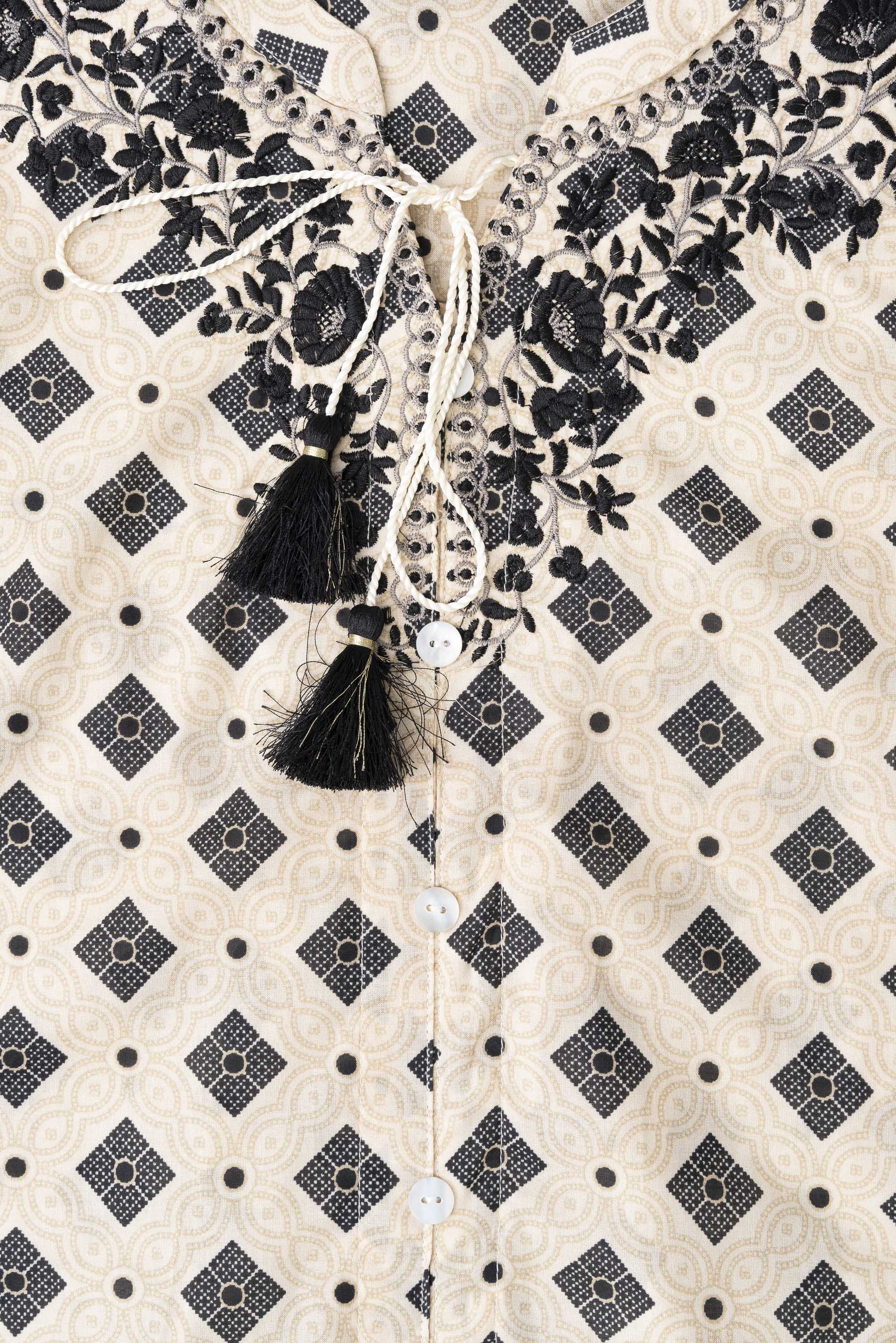 Smart Fit Embroidered Ethnic Kurti