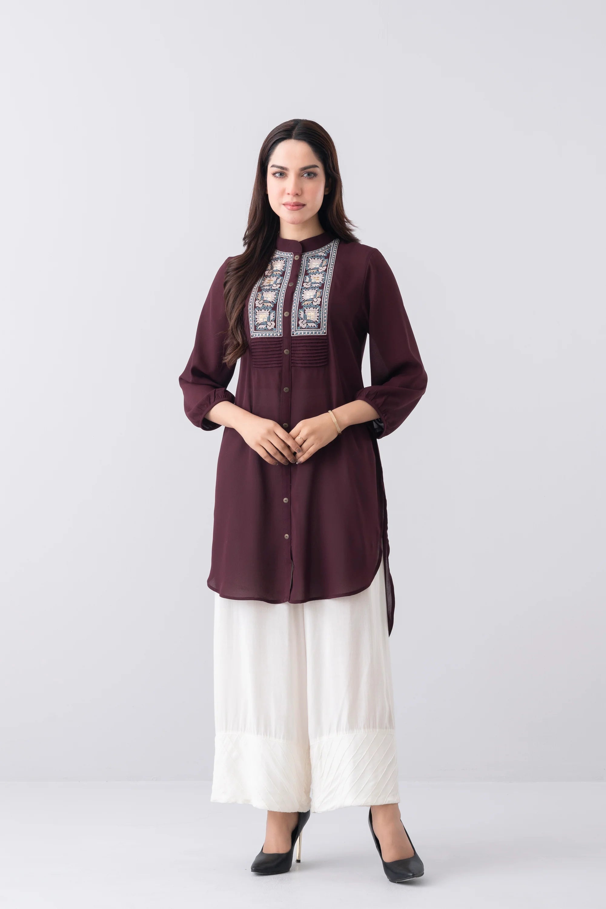 Smart Fit Embroidered Ethnic Kurti
