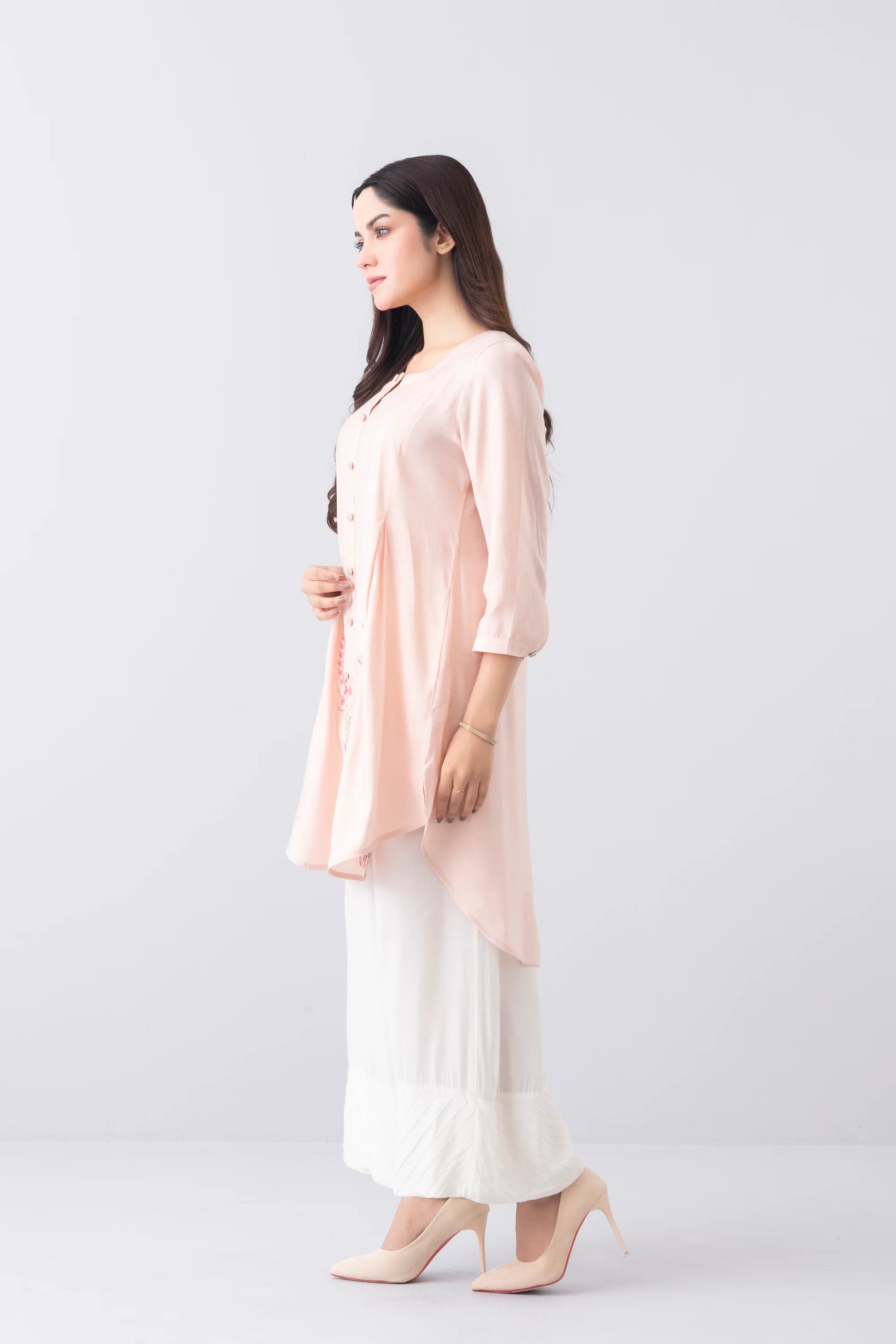 Relaxed Fit Embroidered Ethnic Kurti