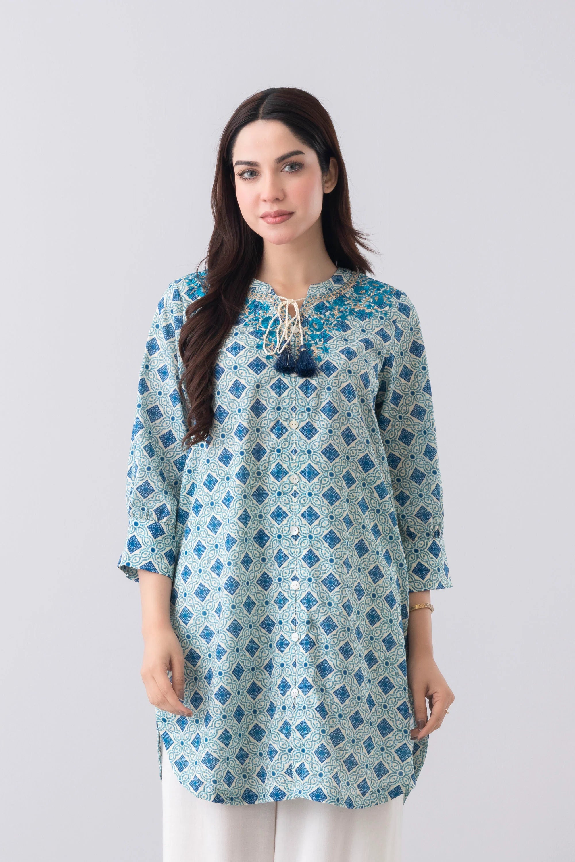 Smart Fit Embroidered Ethnic Kurti