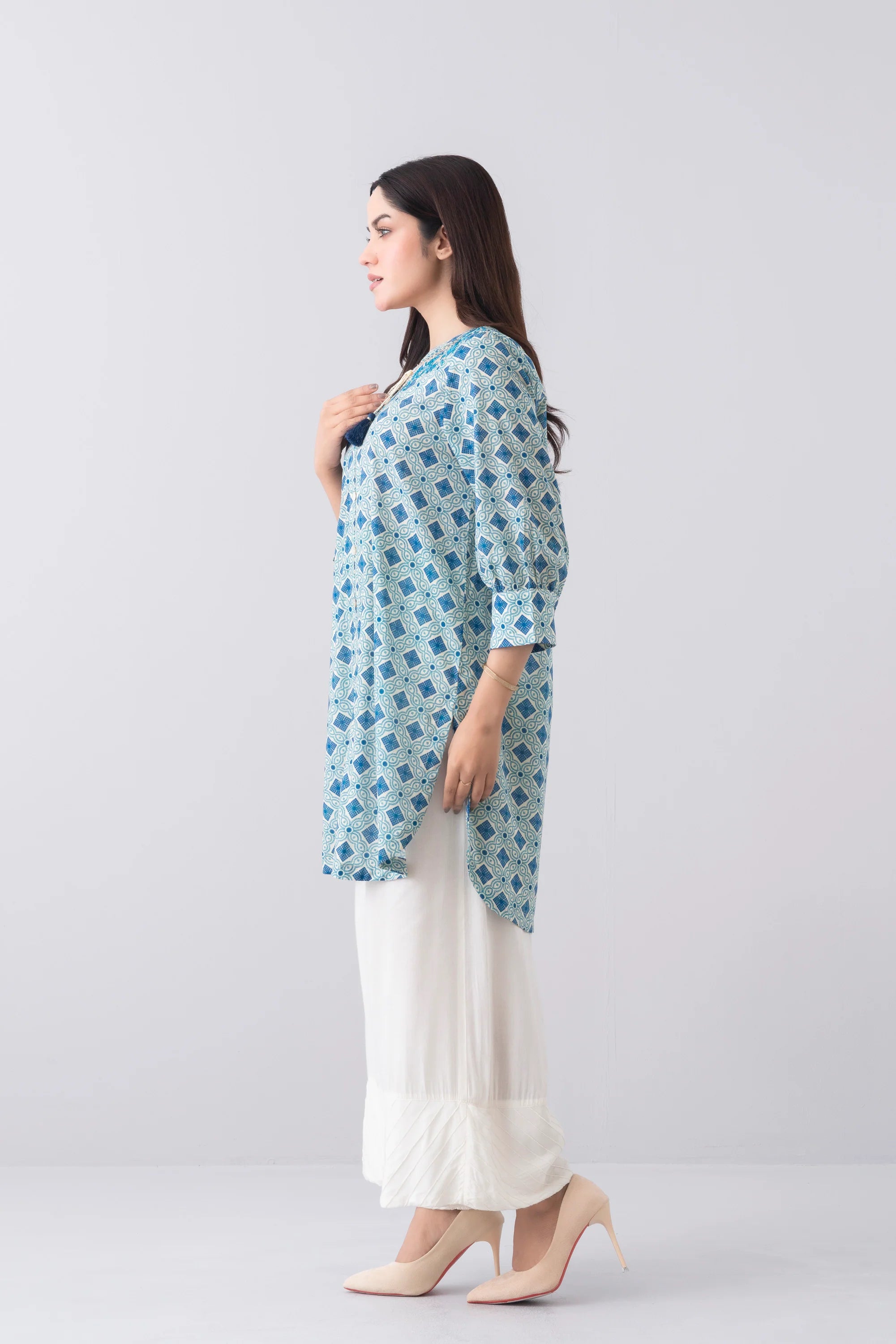 Smart Fit Embroidered Ethnic Kurti