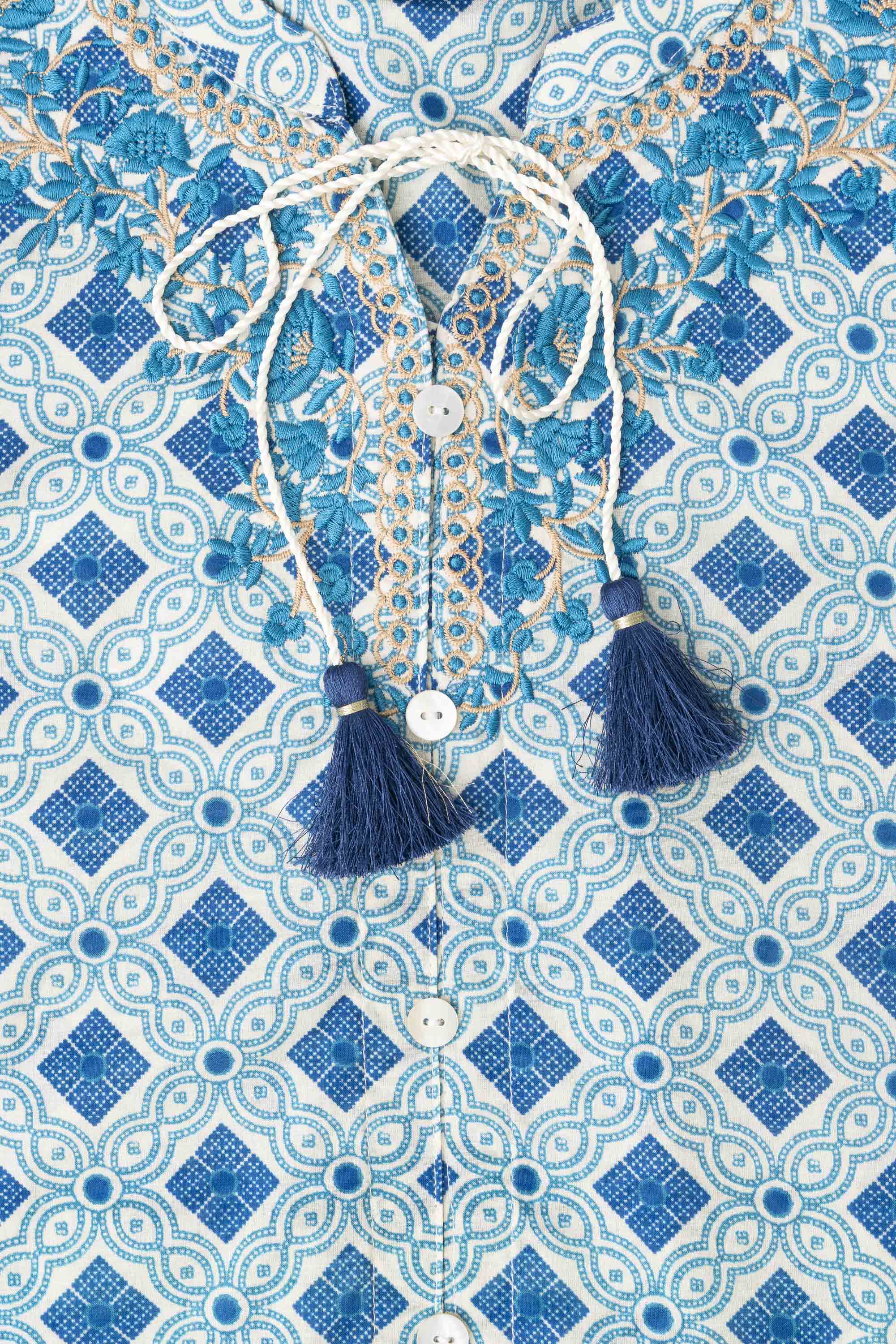 Smart Fit Embroidered Ethnic Kurti