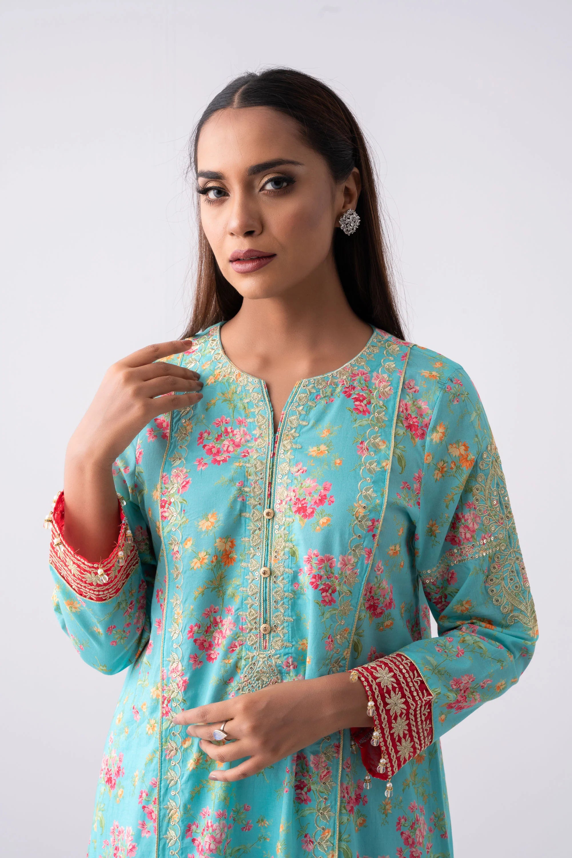 Long-Length Smart Fit Three Piece Lawn with Organza Dupatta