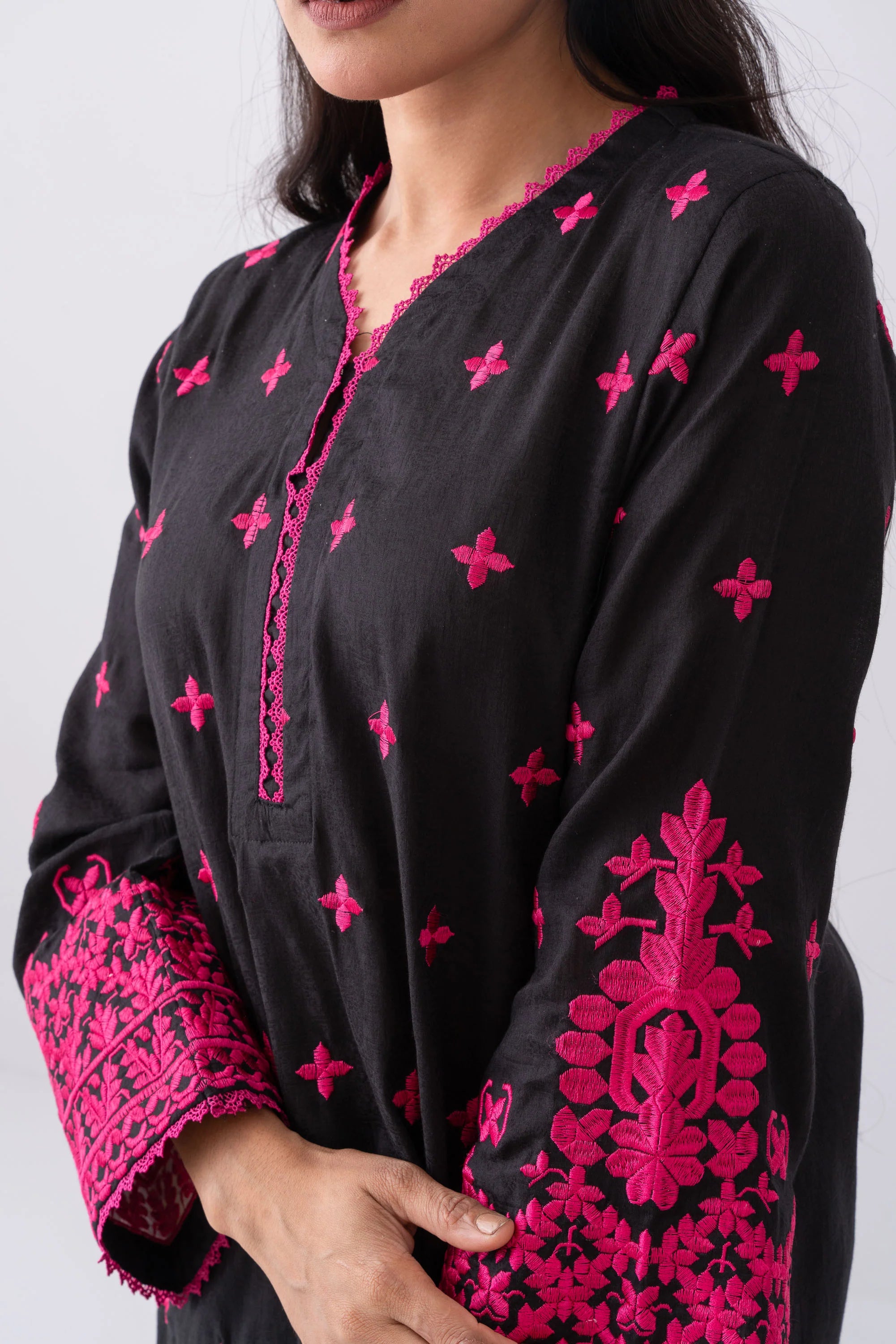 Relaxed Fit Embroidered Jacquard Cotton Lawn Kurta