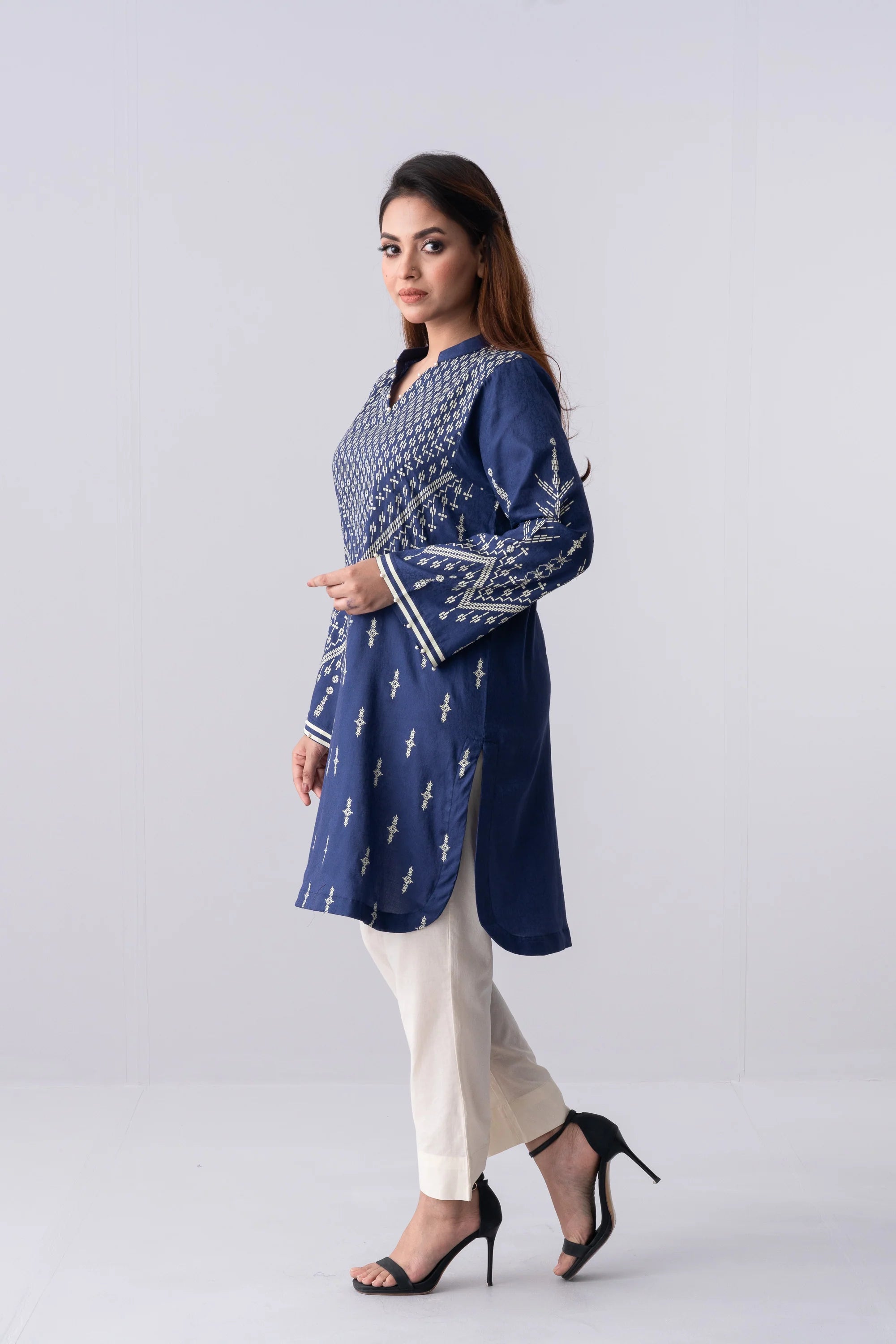 Relaxed Fit Short-Length Lawn Kurta