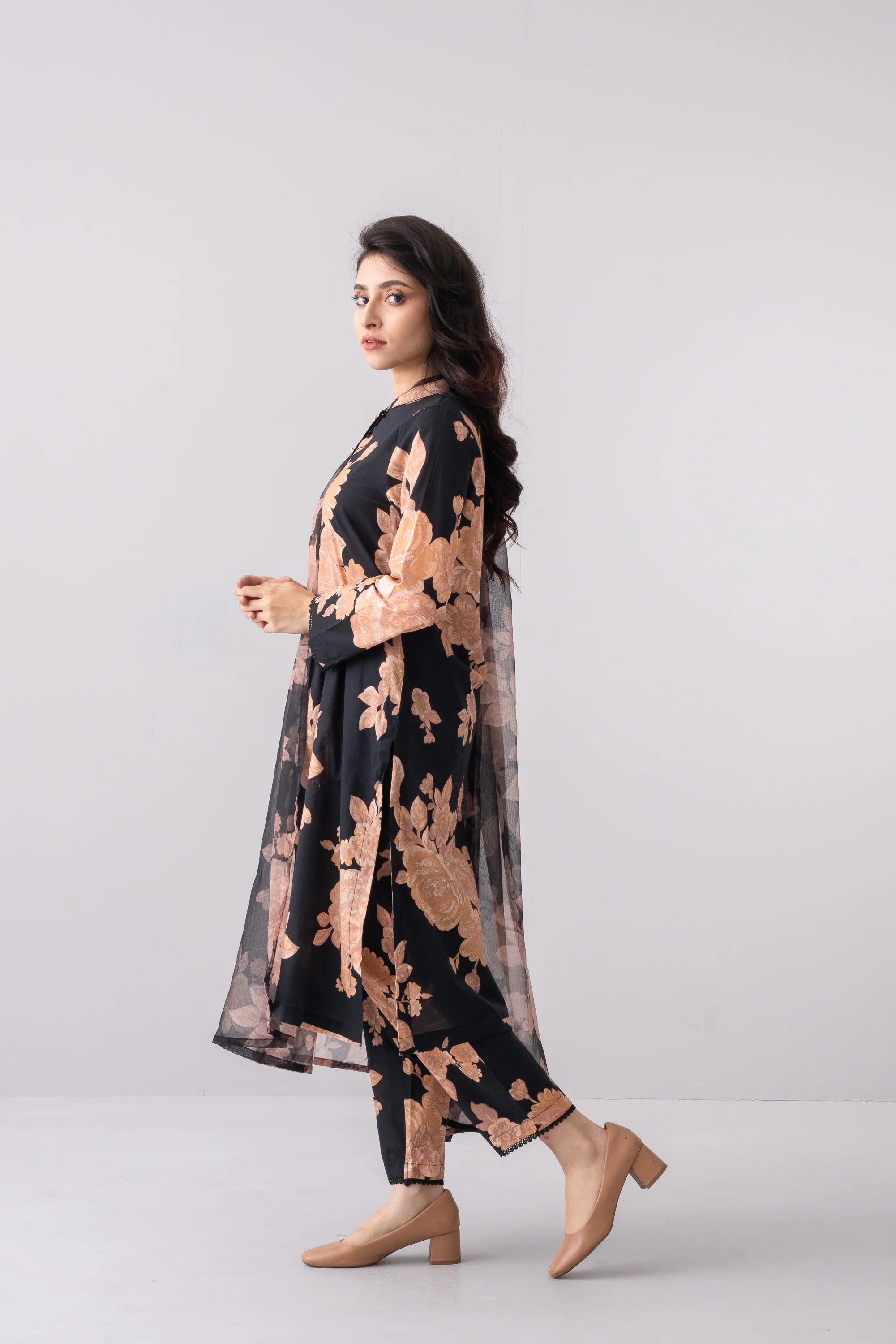 Digital Printed Three-Piece Lawn with Organza Dupatta