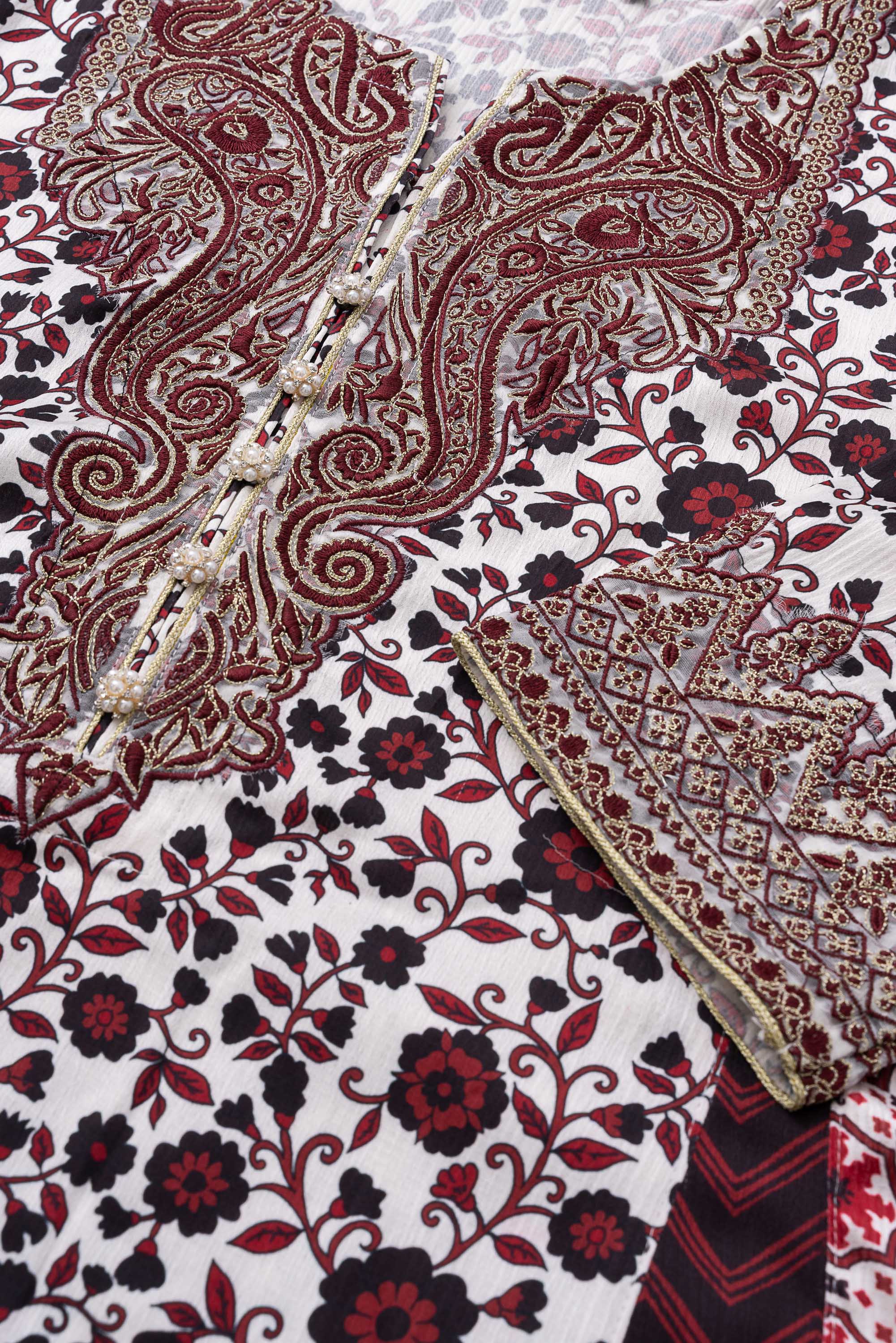 Smart Fit Embellished Three-Piece Formal Set with Organza Dupatta