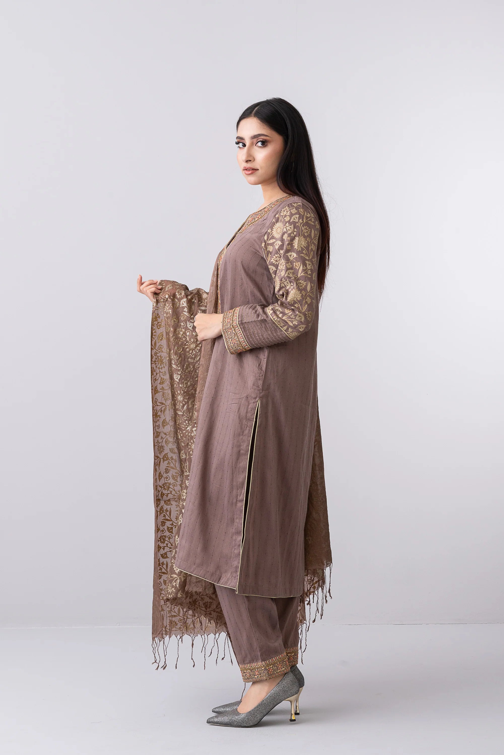 Smart Fit Embroidered Three-Piece Formal Ethnic Set