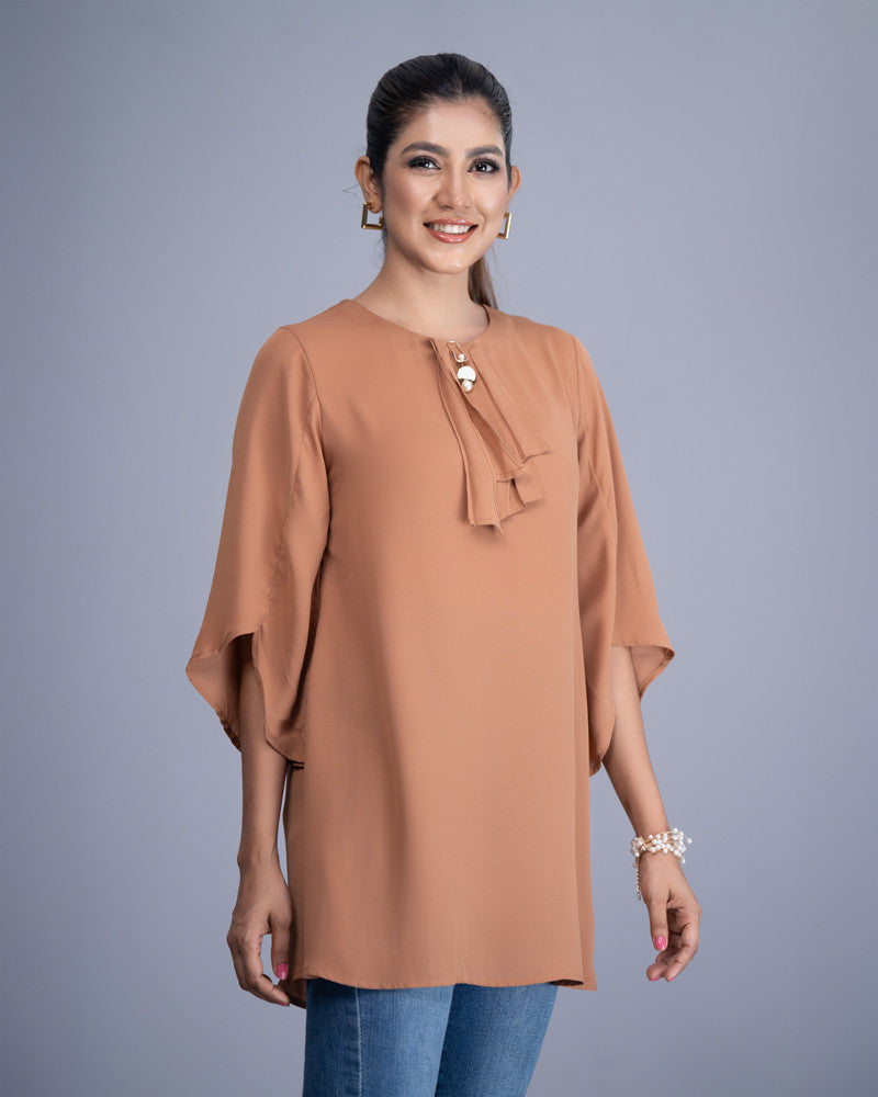 WOMENS WOVEN SHORT TOPS